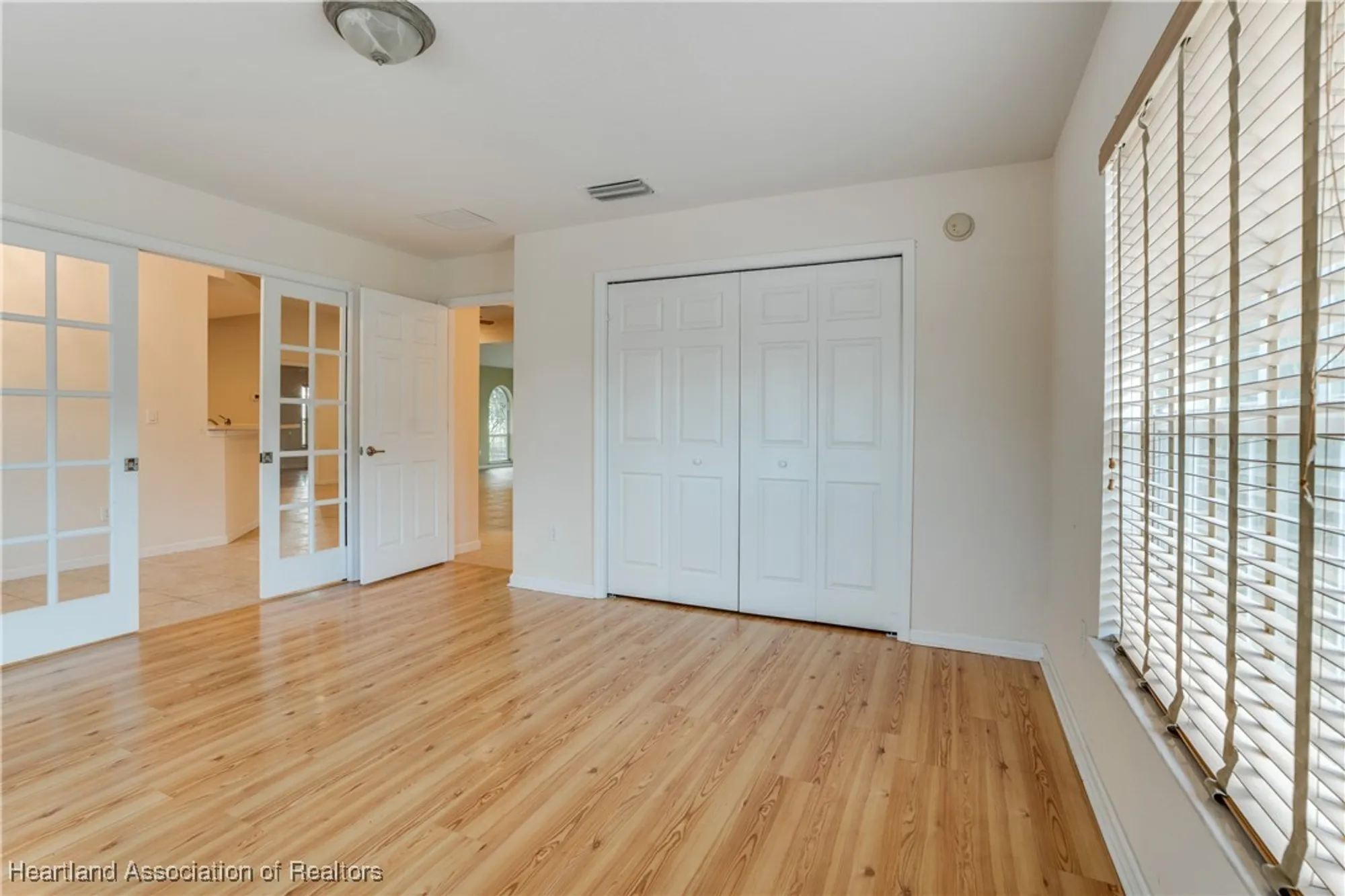 Property Slideshow image 15 of 22 | 3002 oakhill dr, Avon Park, FL, 33825