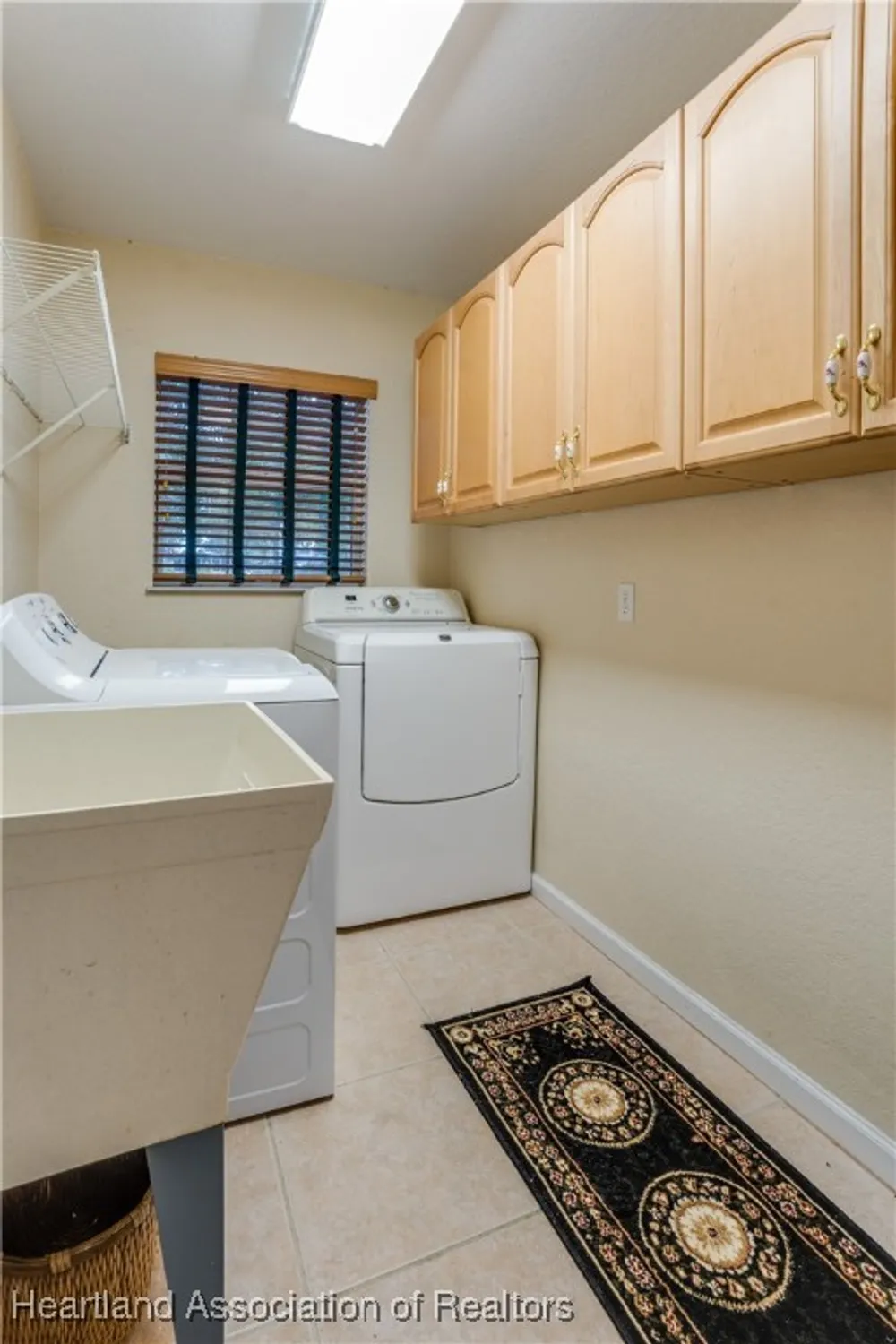 Property Slideshow image 17 of 22 | 3002 oakhill dr, Avon Park, FL, 33825