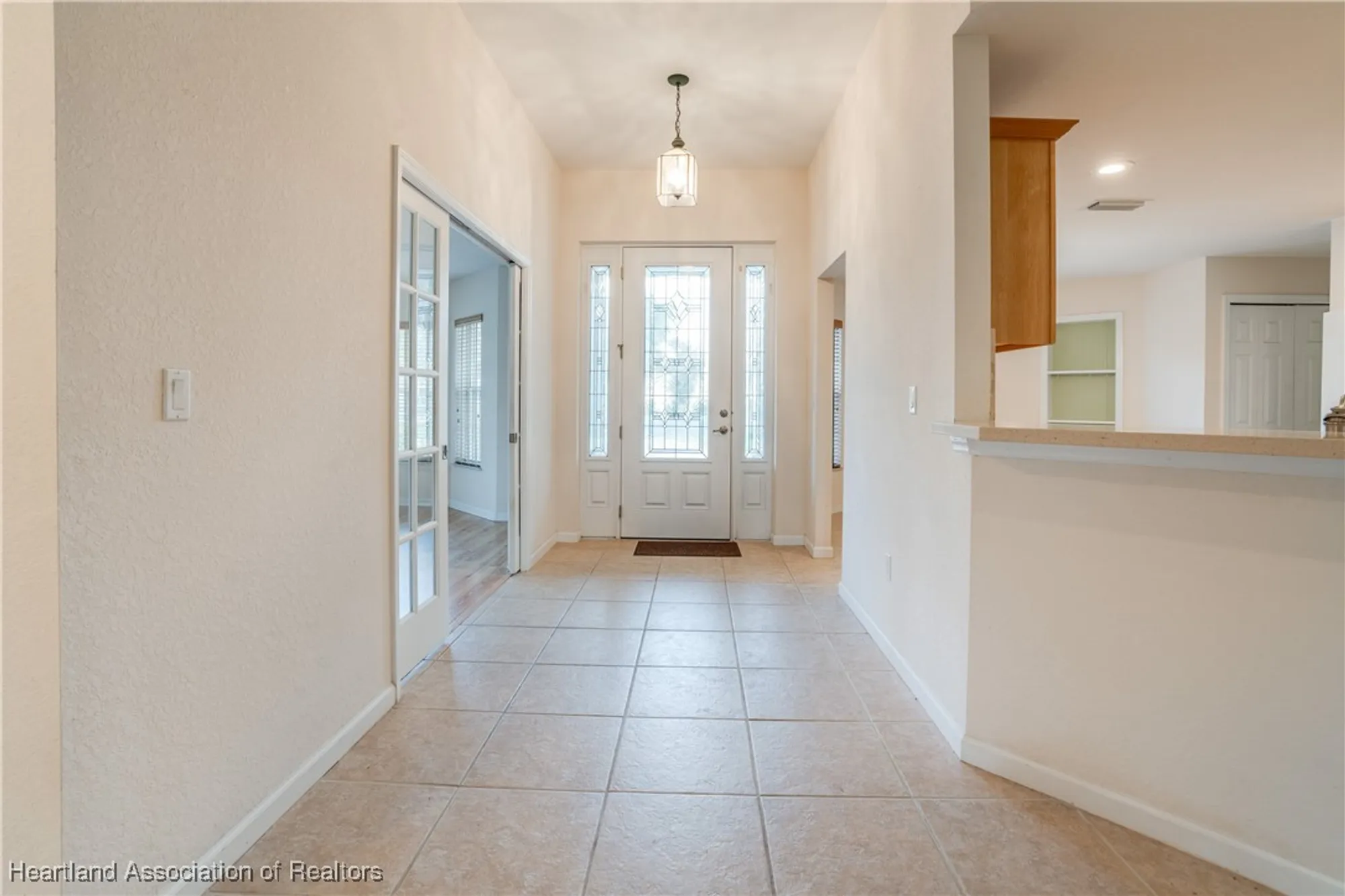 Property Slideshow image 19 of 22 | 3002 oakhill dr, Avon Park, FL, 33825