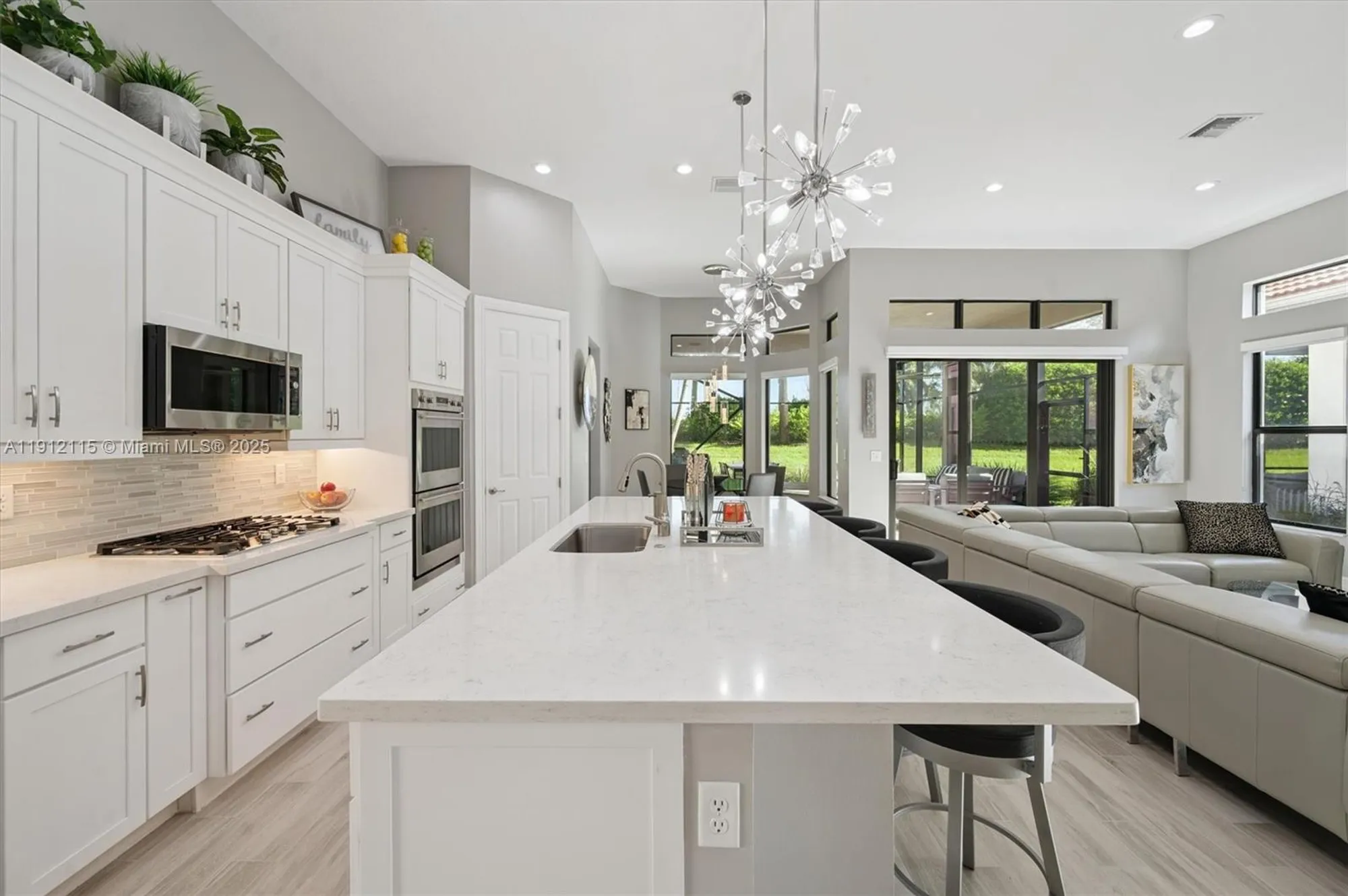 Property Slideshow image 14 of 75 | 12065 kalmar cir n, Parkland, FL, 33076