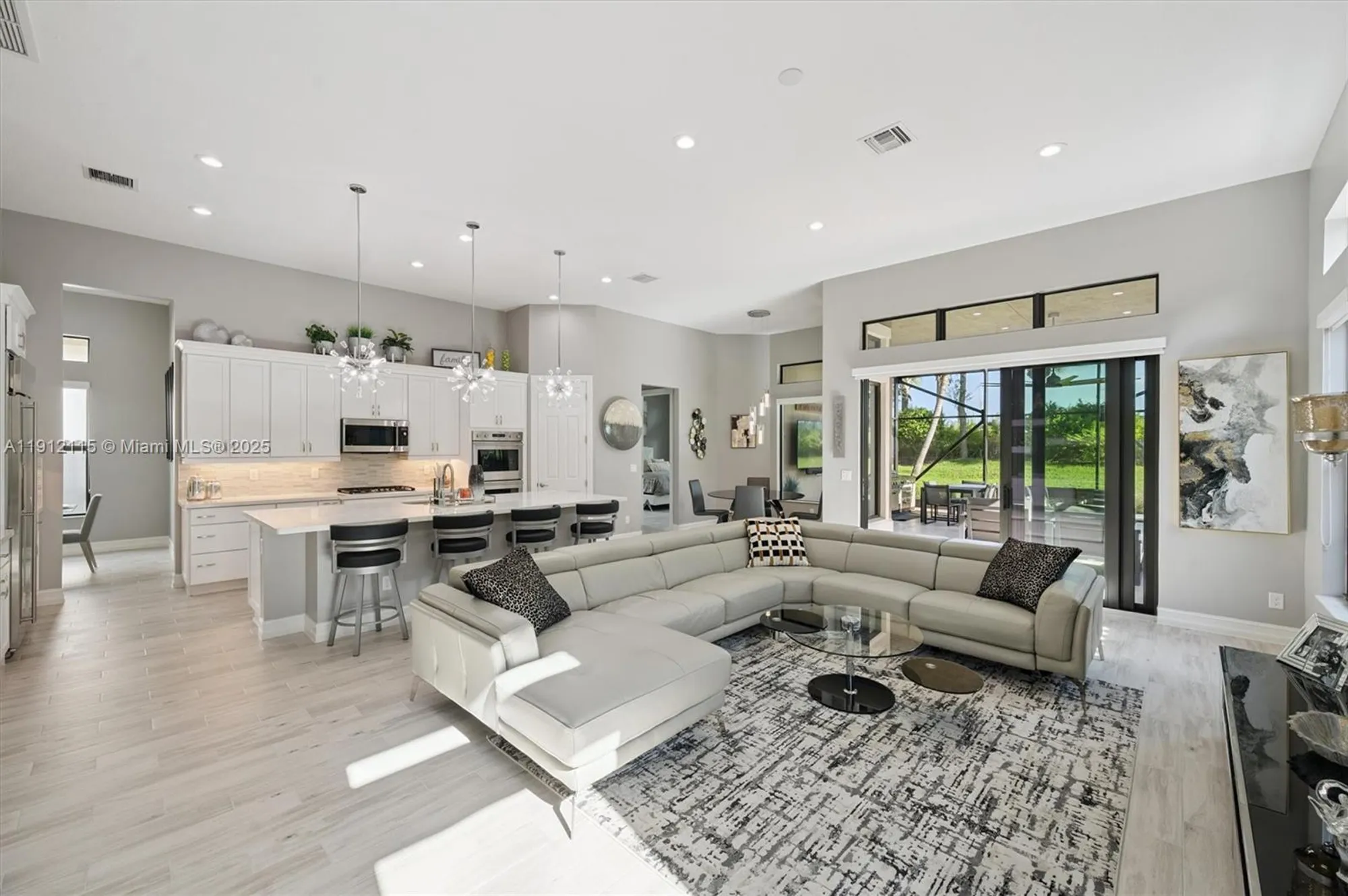 Property Slideshow image 26 of 75 | 12065 kalmar cir n, Parkland, FL, 33076