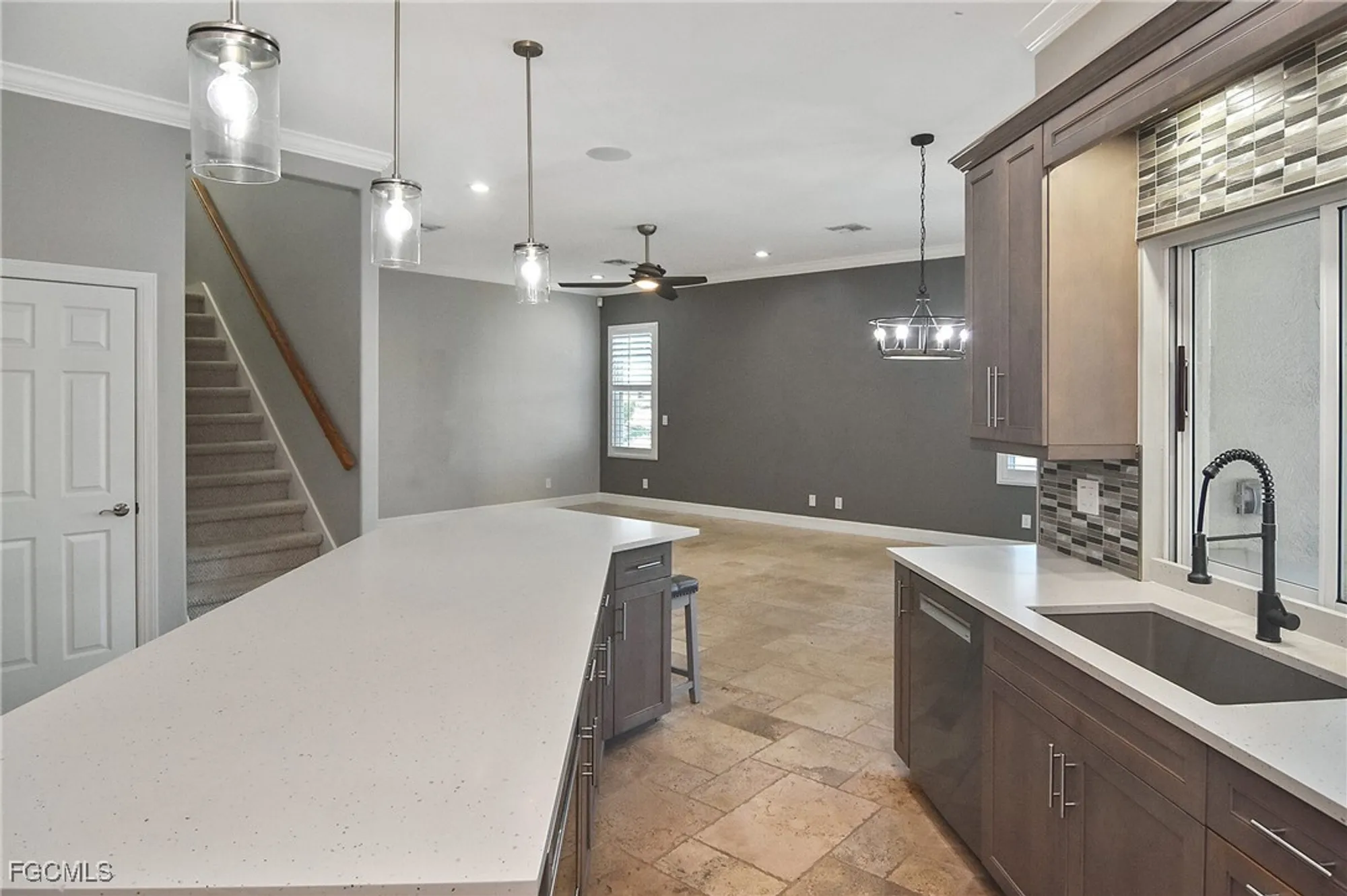 Property Slideshow image 10 of 47 | 11066 seminole palm way, Fort Myers, FL, 33966