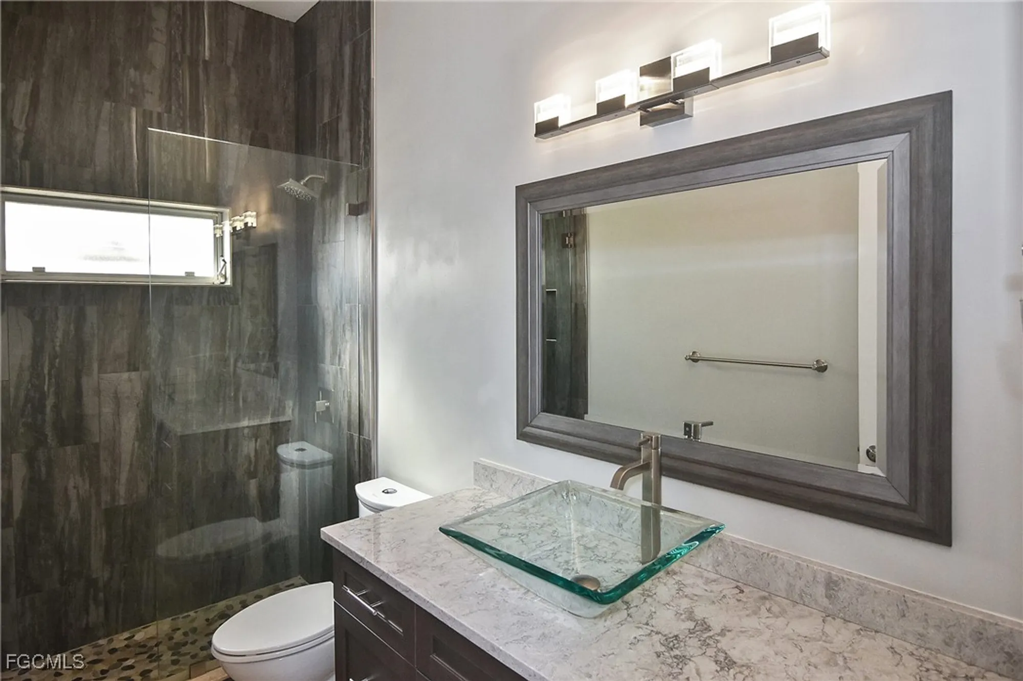 Property Slideshow image 29 of 47 | 11066 seminole palm way, Fort Myers, FL, 33966