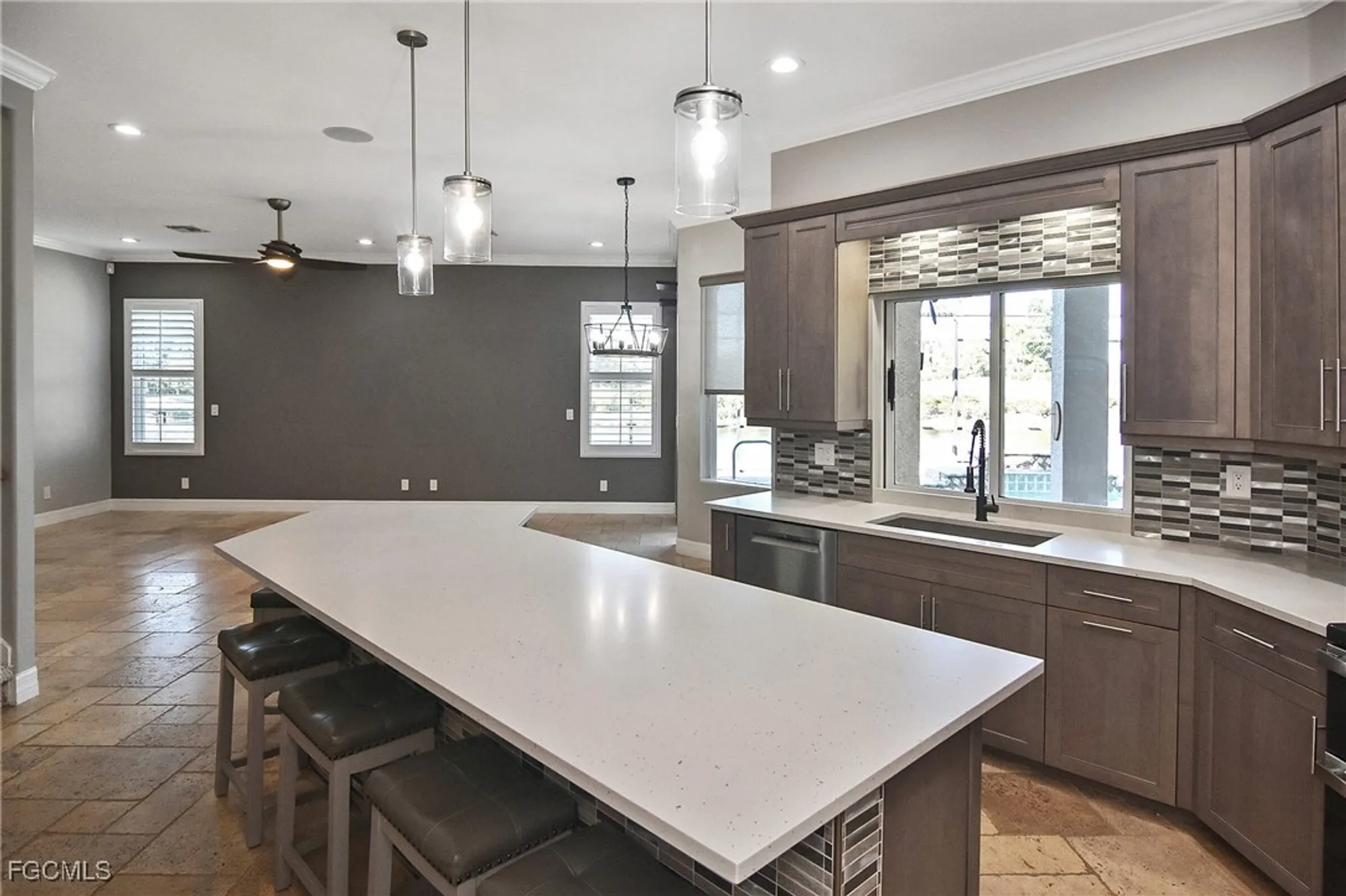 Property Slideshow image 8 of 47 | 11066 seminole palm way, Fort Myers, FL, 33966