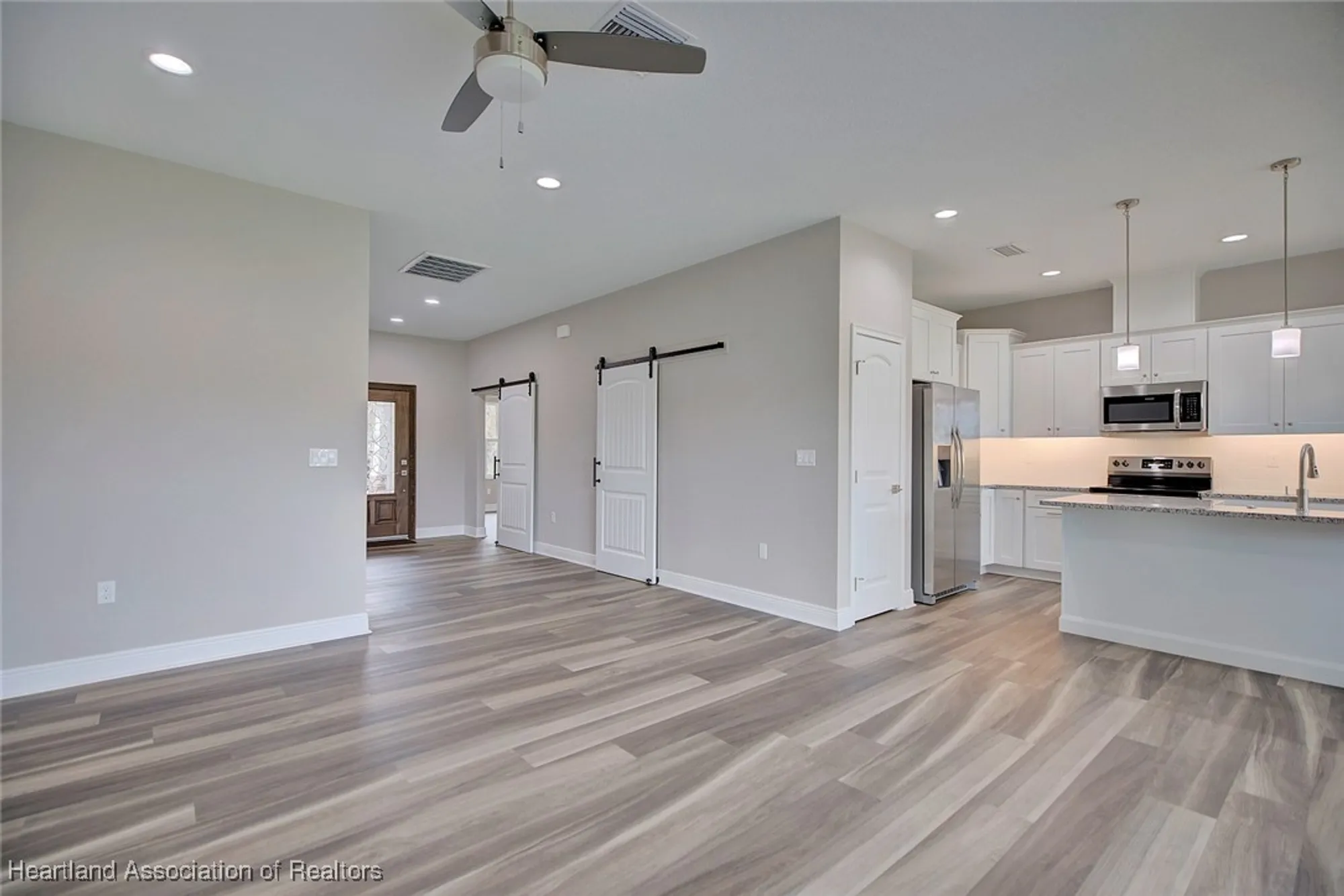 Property Slideshow image 8 of 40 | 5116 birkdale dr, Avon Park, FL, 33825