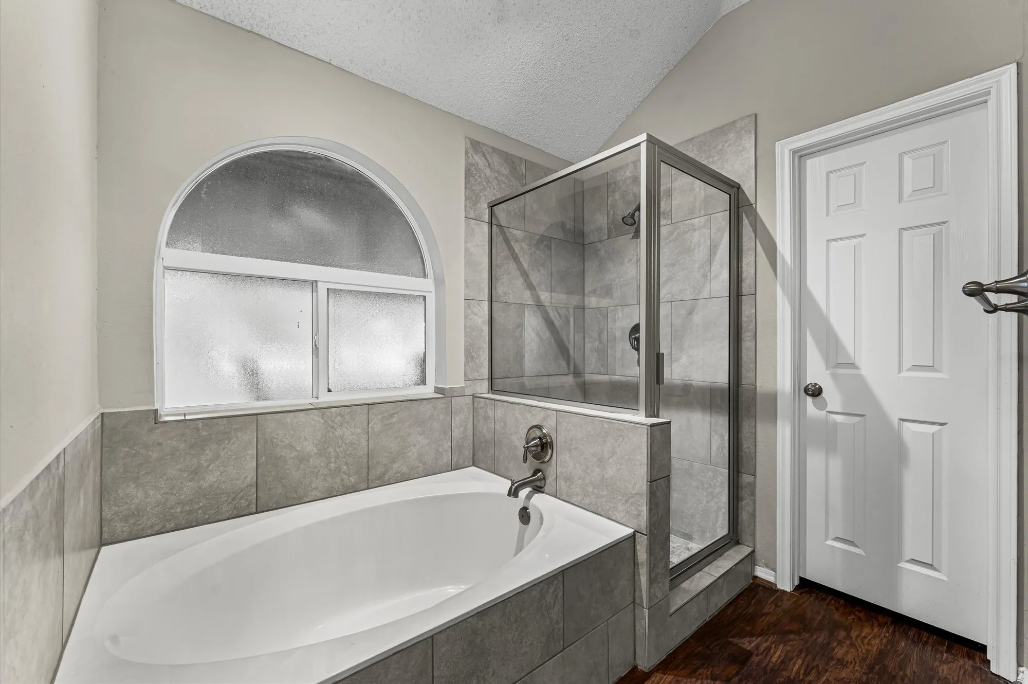 Property Slideshow image 24 of 33 | 818 maple branch ln, Pearland, TX, 77584