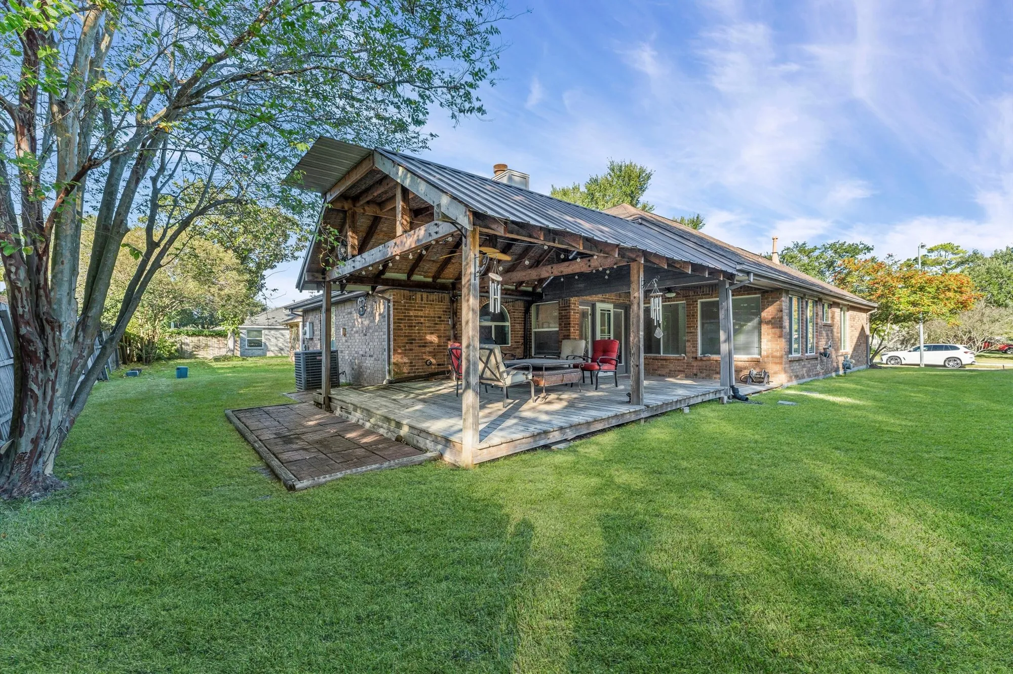 Property Slideshow image 29 of 33 | 818 maple branch ln, Pearland, TX, 77584