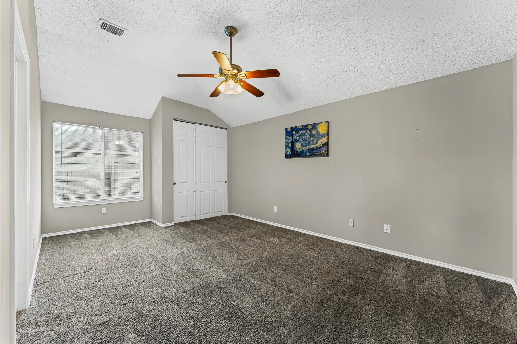 Property Slideshow image 21 of 33 | 818 maple branch ln, Pearland, TX, 77584