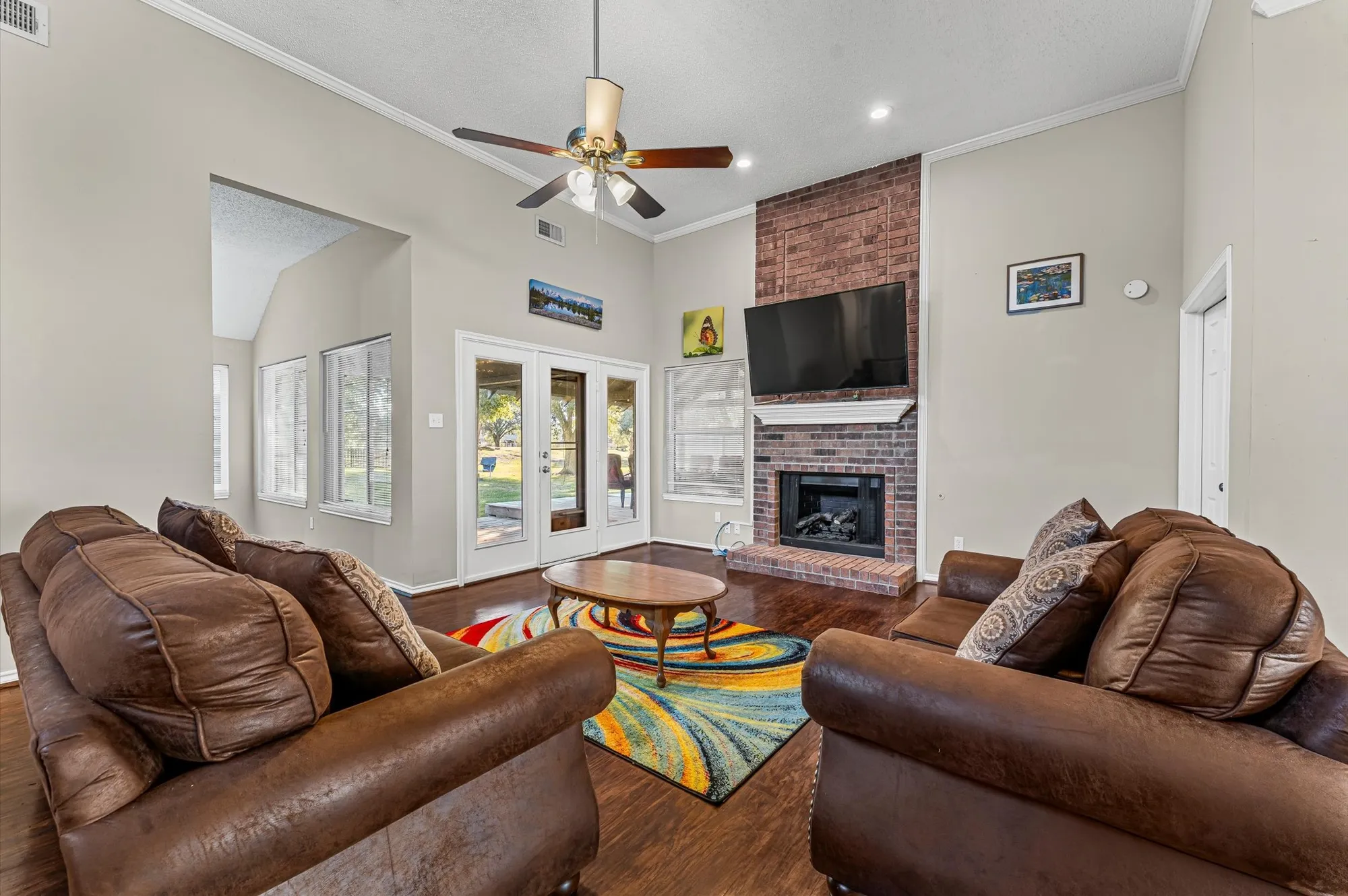 Property Slideshow image 8 of 33 | 818 maple branch ln, Pearland, TX, 77584