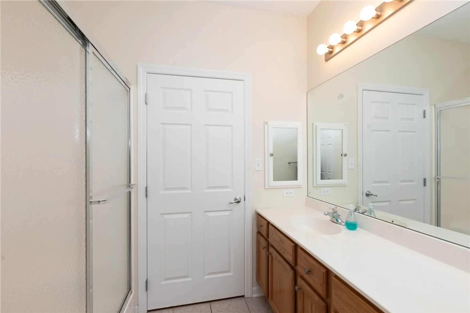 Property Slideshow image 14 of 29 | 1153 cobblestone ln, Valencia, PA, 16059