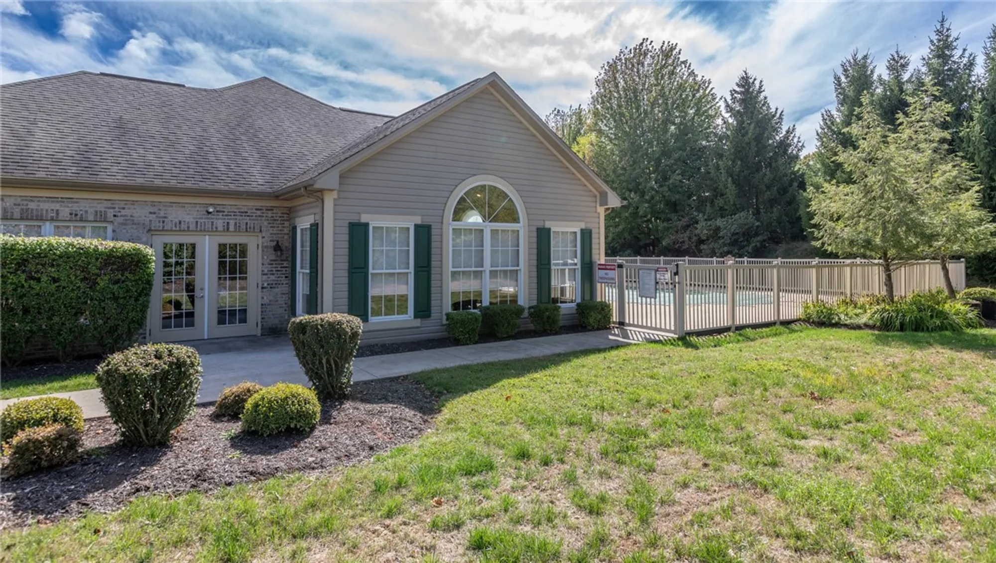 Property Slideshow image 26 of 29 | 1153 cobblestone ln, Valencia, PA, 16059