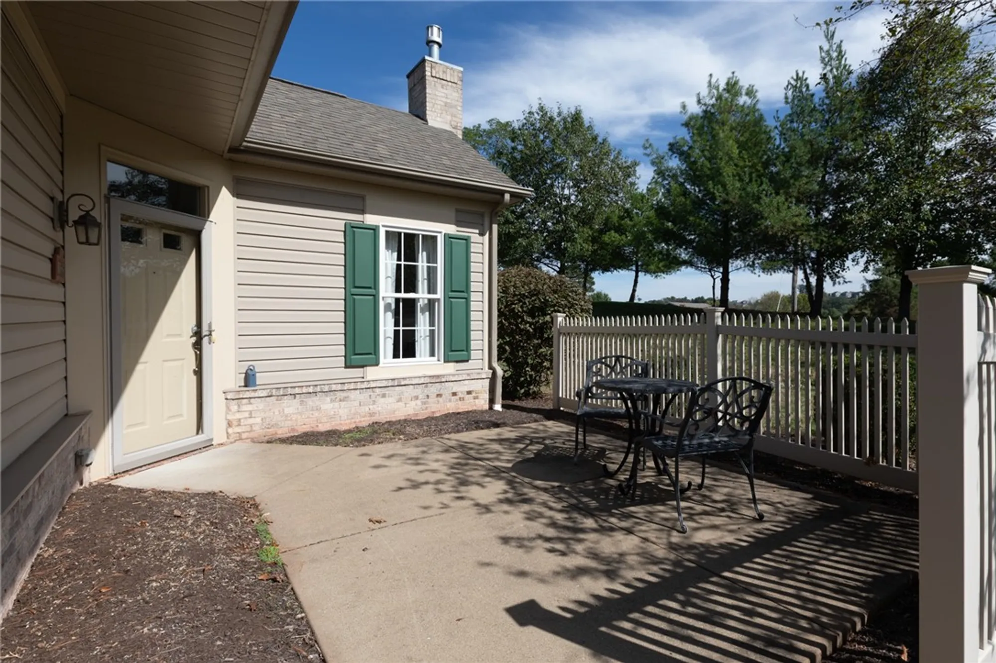 Property Slideshow image 27 of 29 | 1153 cobblestone ln, Valencia, PA, 16059