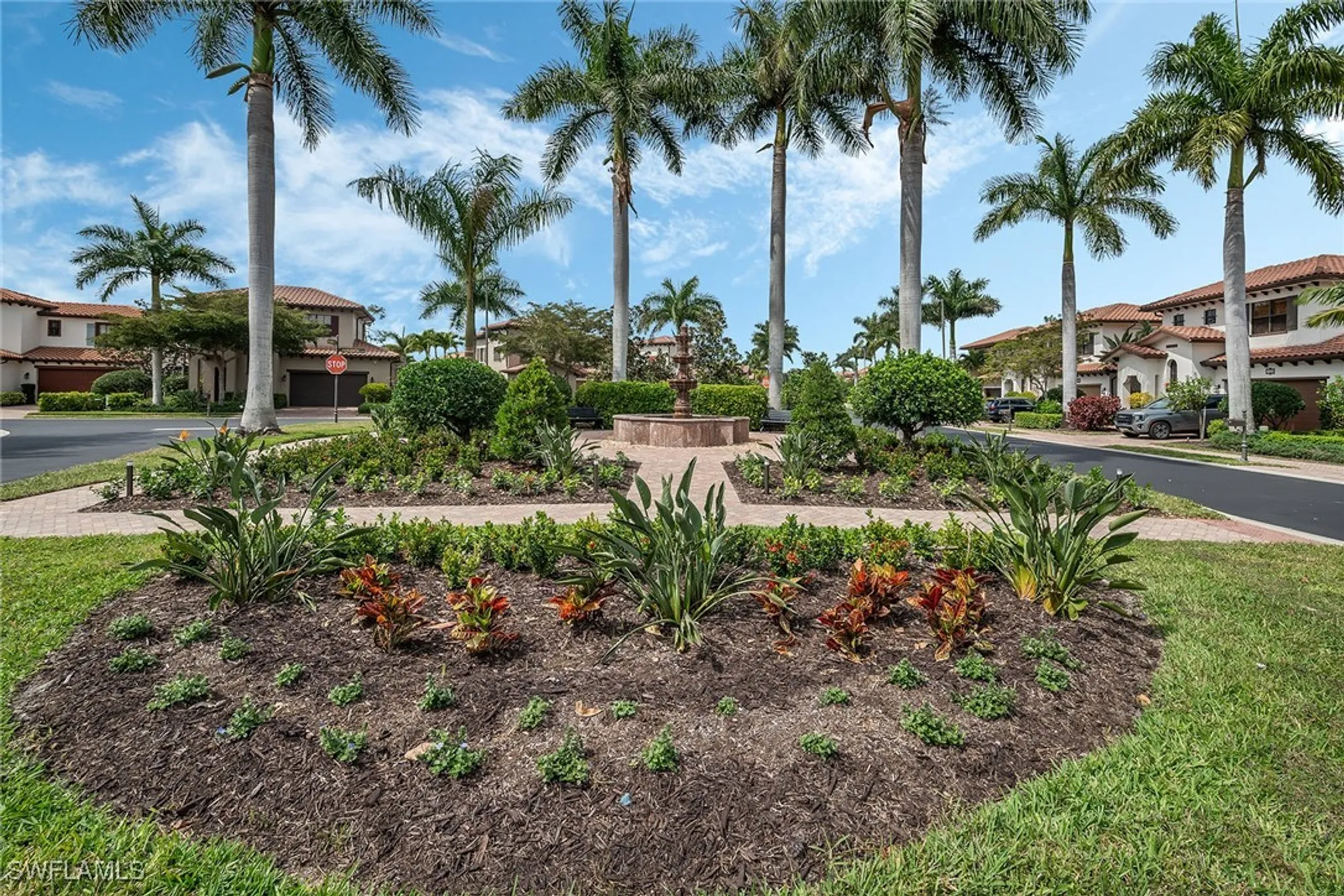 Property Slideshow image 20 of 22 | 7924 cordoba pl, Naples, FL, 34113