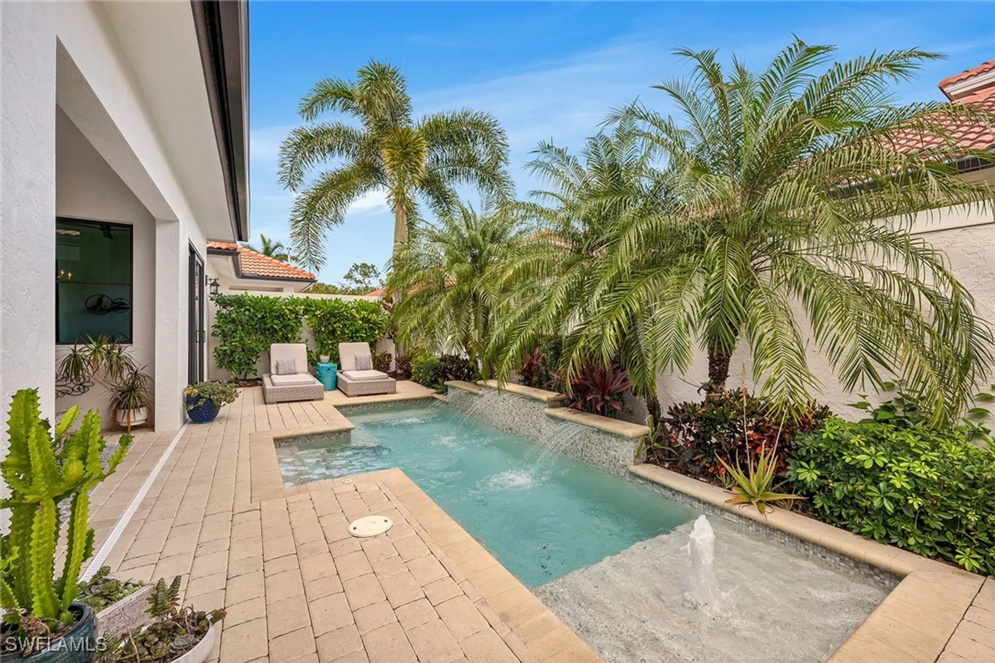 Property Slideshow image 3 of 22 | 7924 cordoba pl, Naples, FL, 34113
