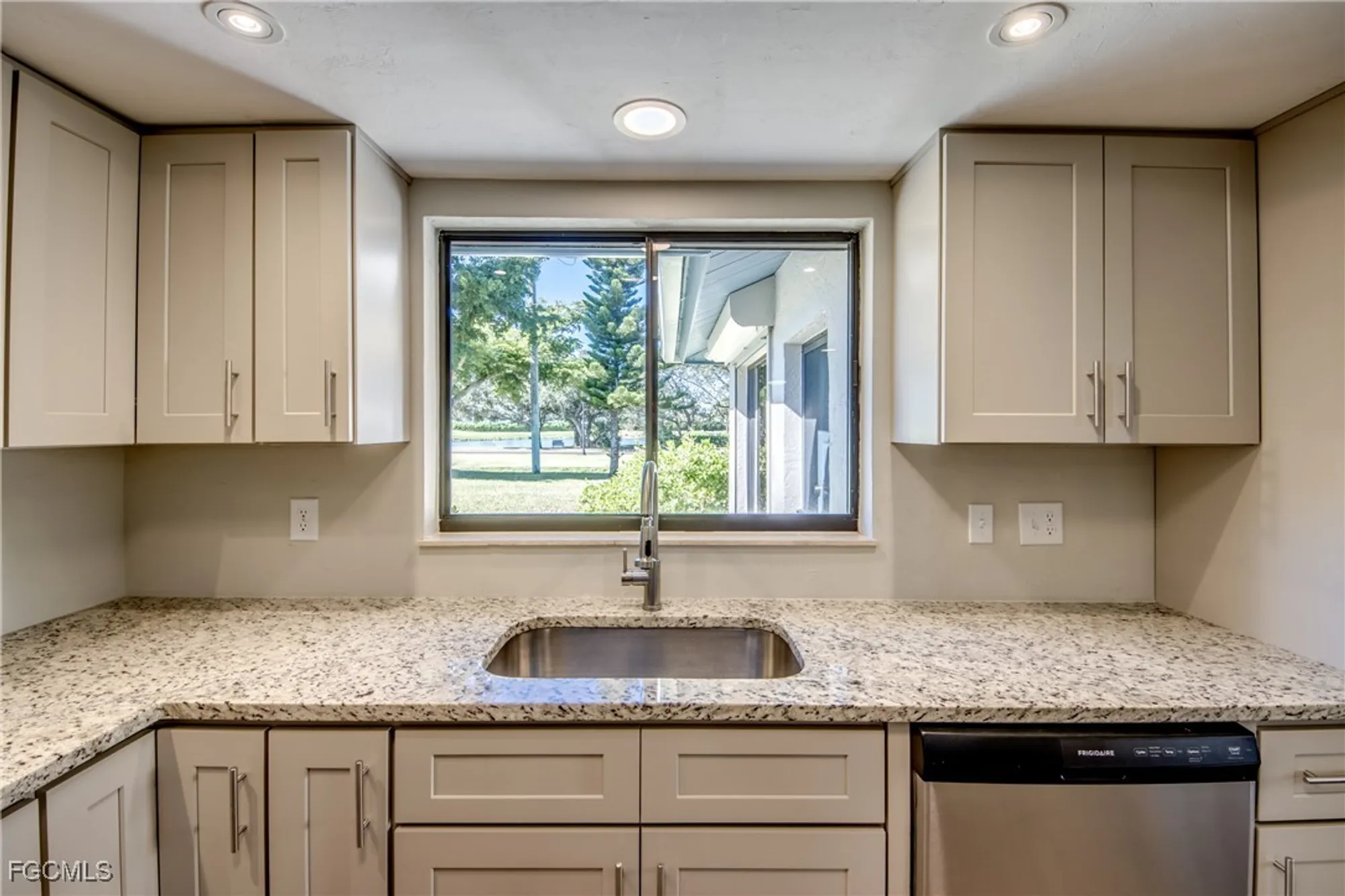 Property Slideshow image 14 of 50 | 16756 coriander ln, Fort Myers, FL, 33908