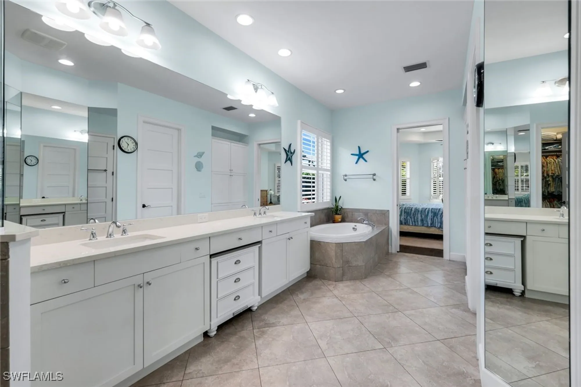 Property Slideshow image 17 of 38 | 4964 andros dr, Naples, FL, 34113