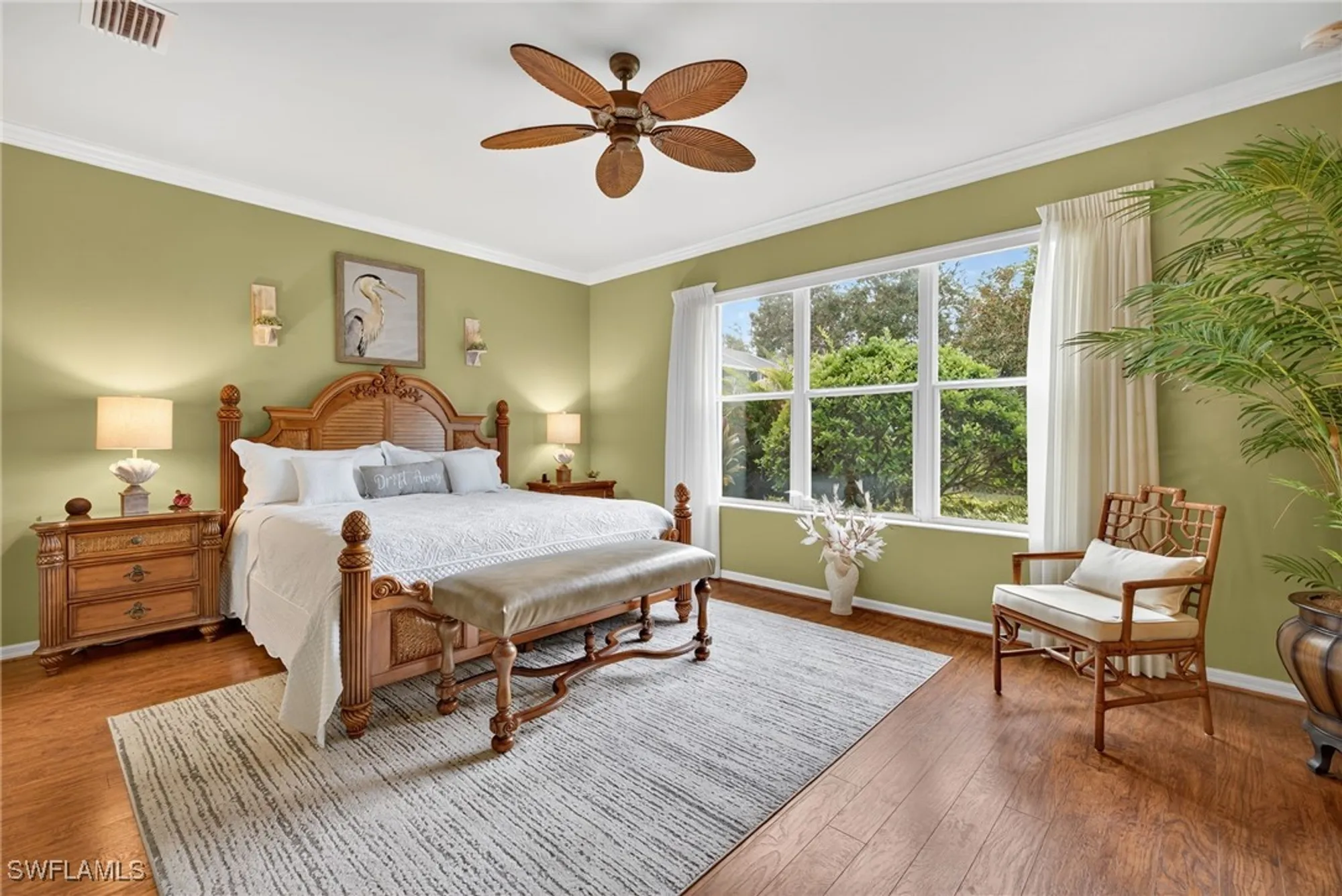 Property Slideshow image 13 of 48 | 28512 finch ter, Bonita Springs, FL, 34135