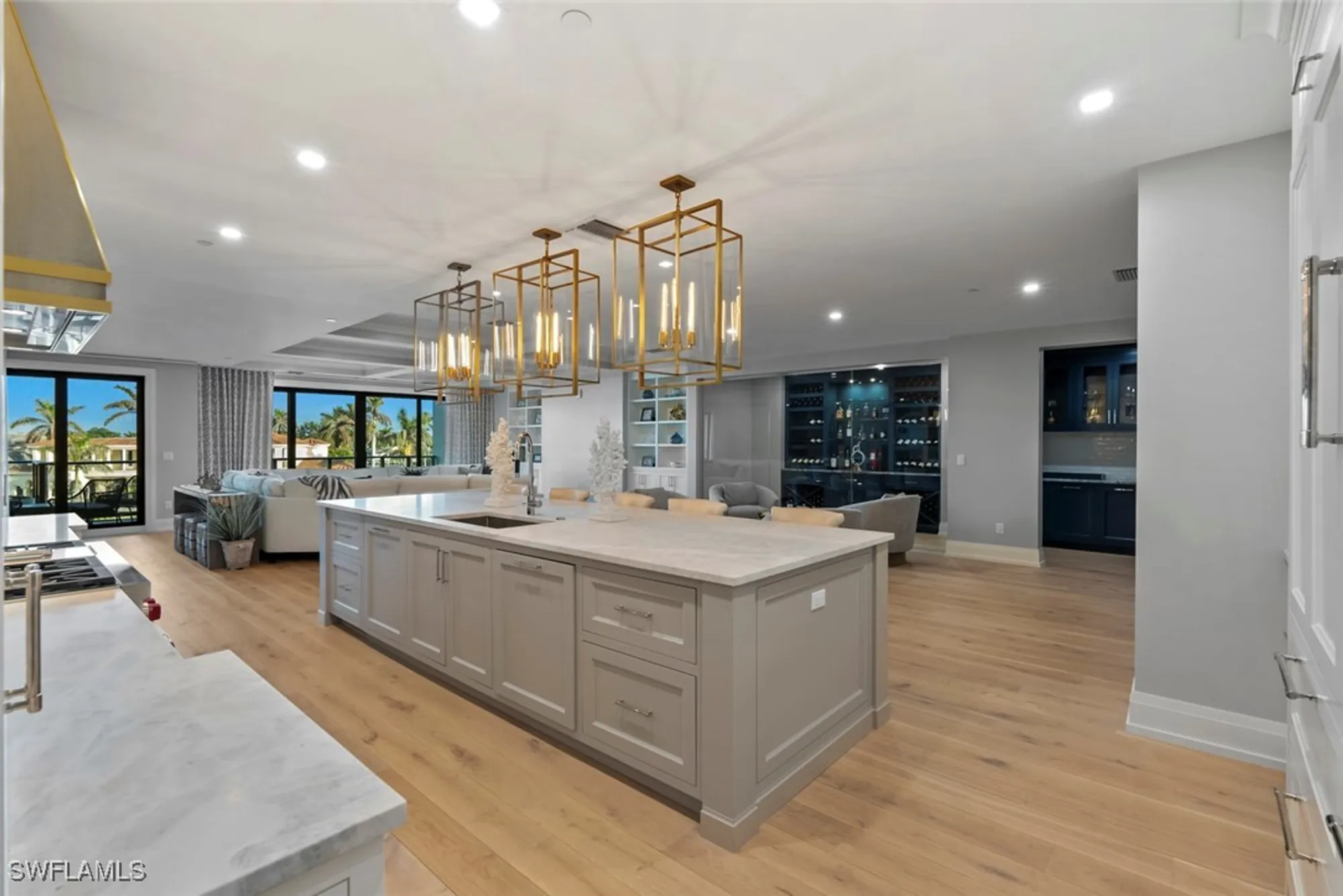 Property Slideshow image 13 of 40 | 1820 gulf shore blvd n # 302-303, Naples, FL, 34102