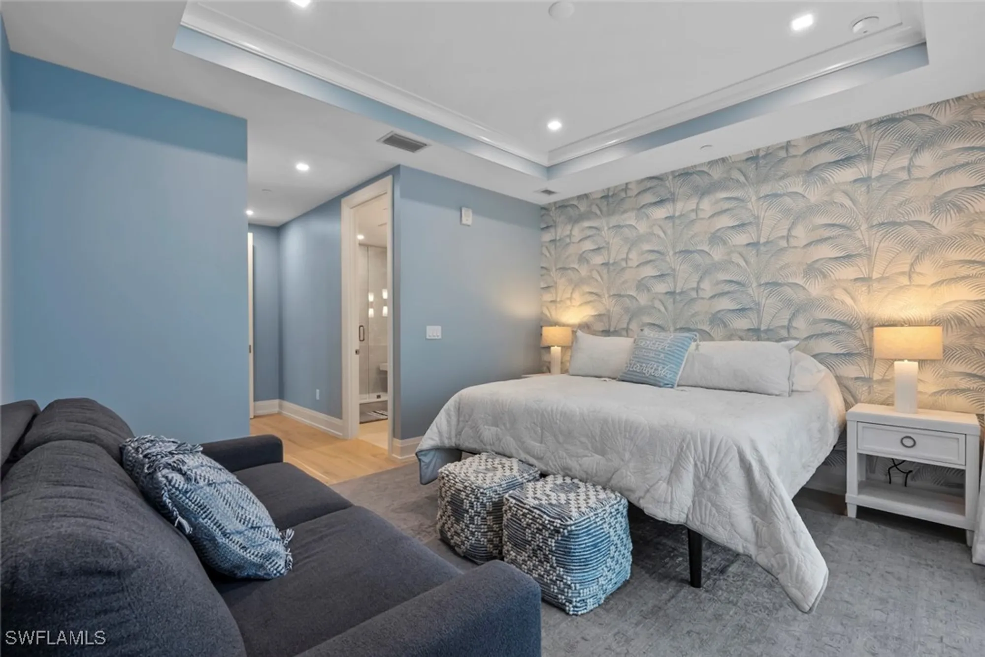 Property Slideshow image 24 of 40 | 1820 gulf shore blvd n # 302-303, Naples, FL, 34102