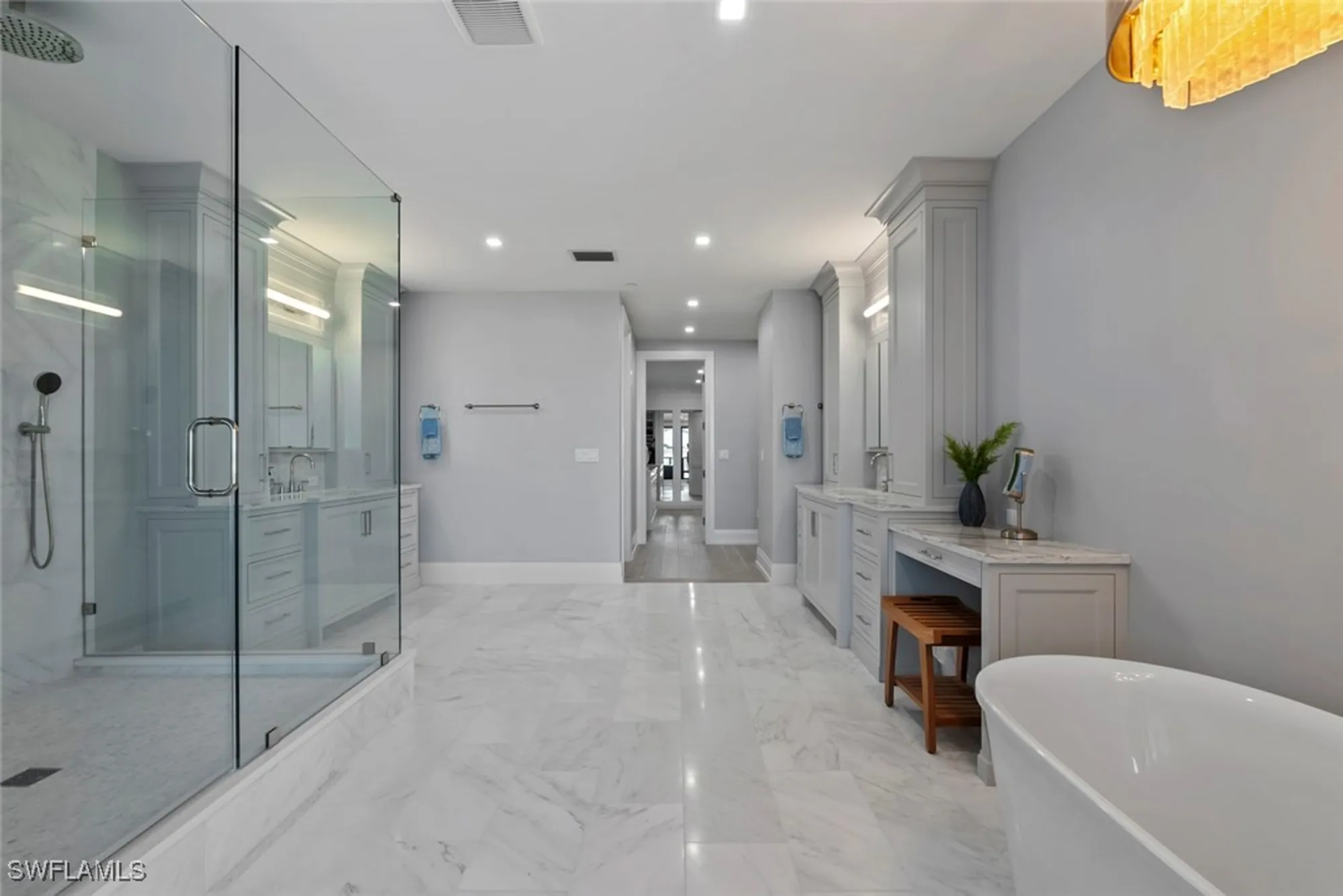 Property Slideshow image 31 of 40 | 1820 gulf shore blvd n # 302-303, Naples, FL, 34102