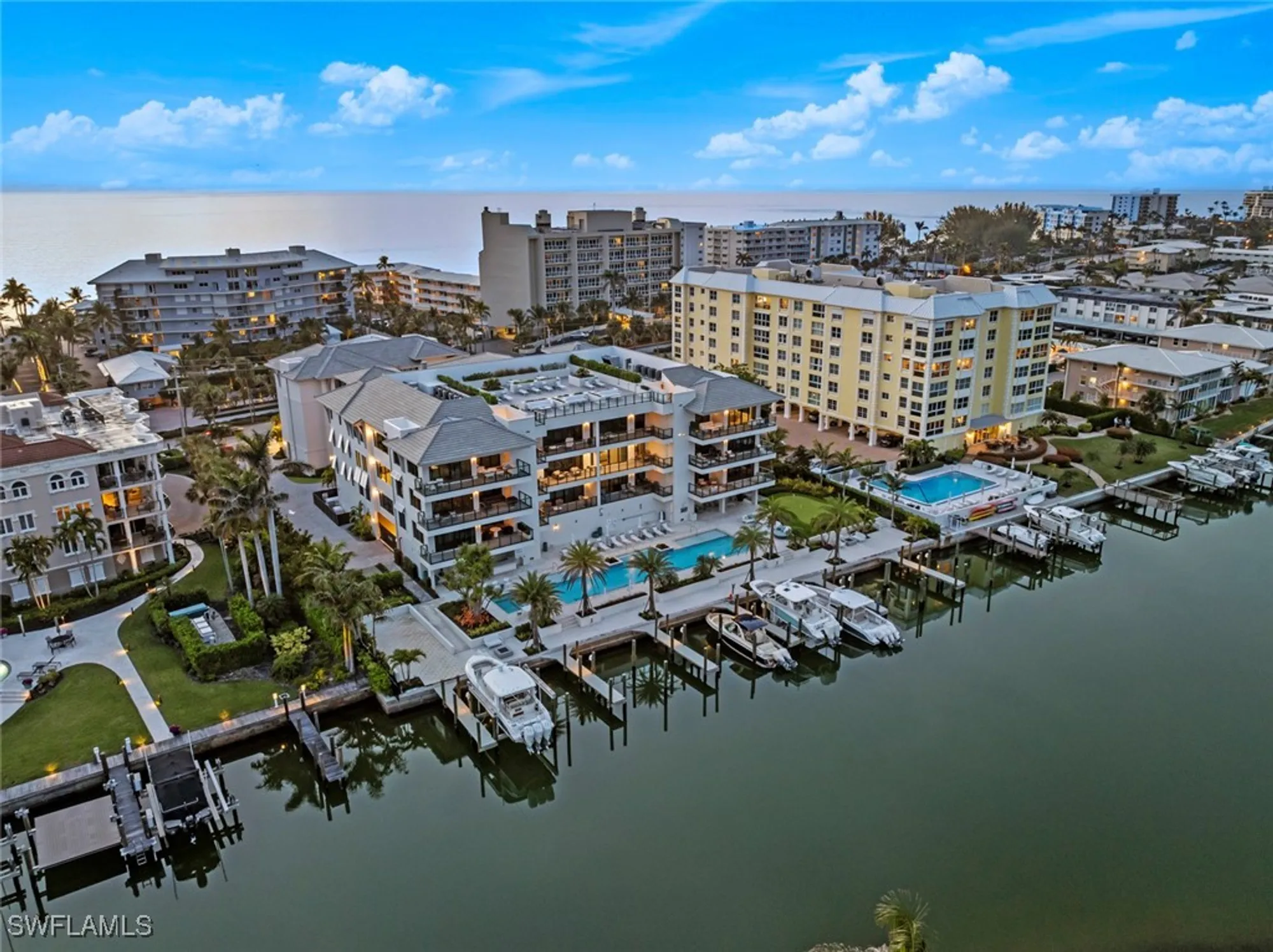 Property Slideshow image 6 of 40 | 1820 gulf shore blvd n # 302-303, Naples, FL, 34102