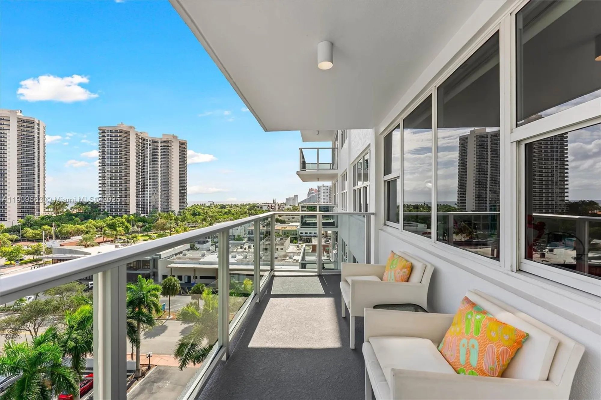 Property Slideshow image 17 of 30 | 3333 ne 34th st 914, Fort Lauderdale, FL, 33308
