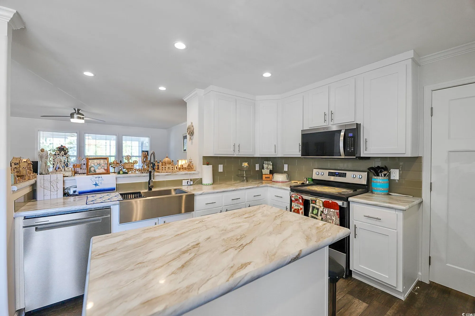 Property Slideshow image 13 of 34 | 3012 thoroughfare ct, Conway, SC, 29526