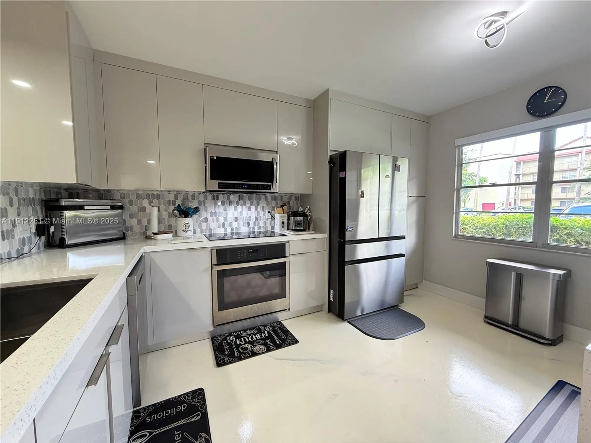 Property Slideshow image 8 of 33 | 900 sw 128th ave 105d, Pembroke Pines, FL, 33027