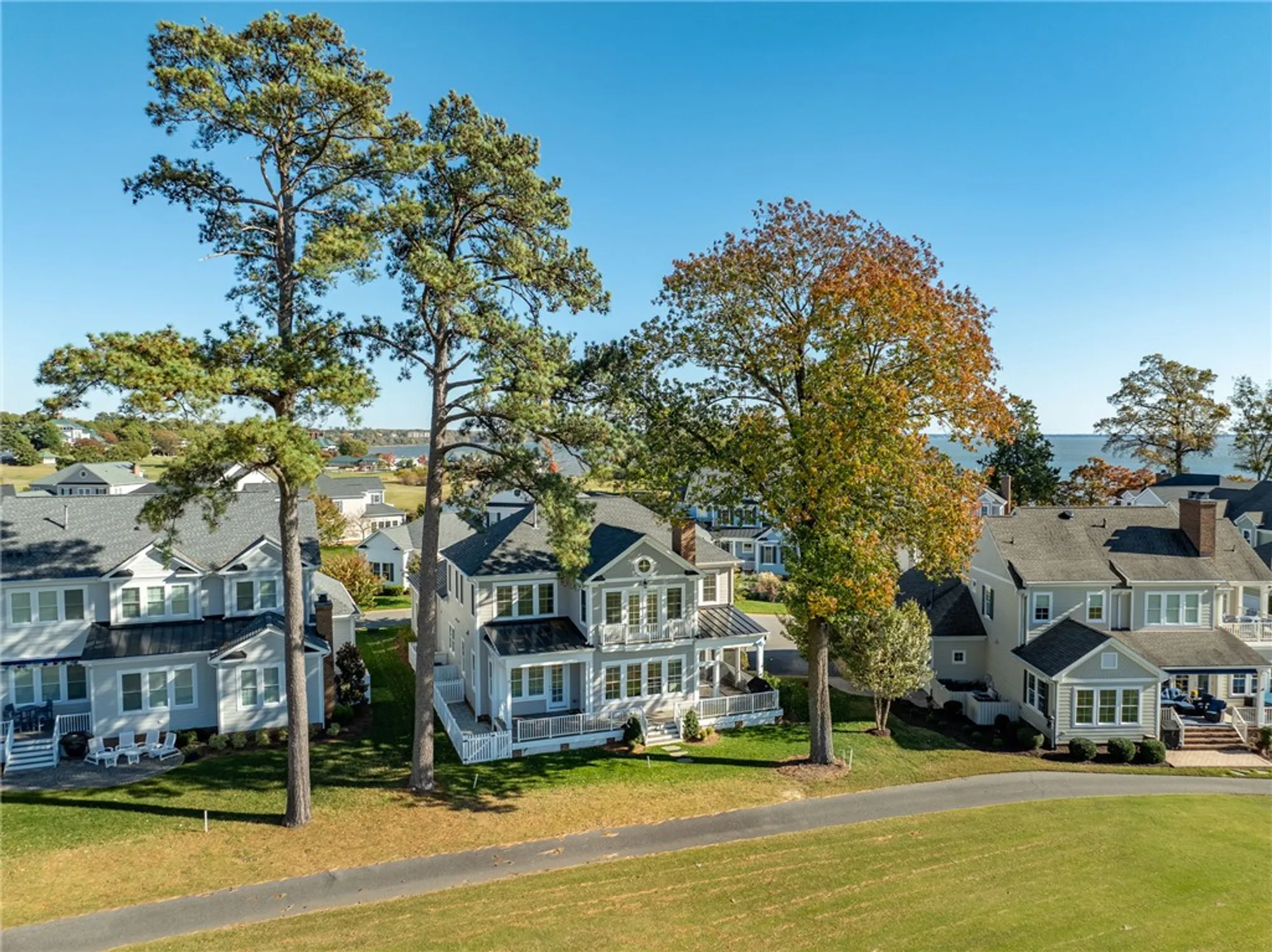Property Slideshow image 7 of 13 | 622 dock lndg, Williamsburg, VA, 23185