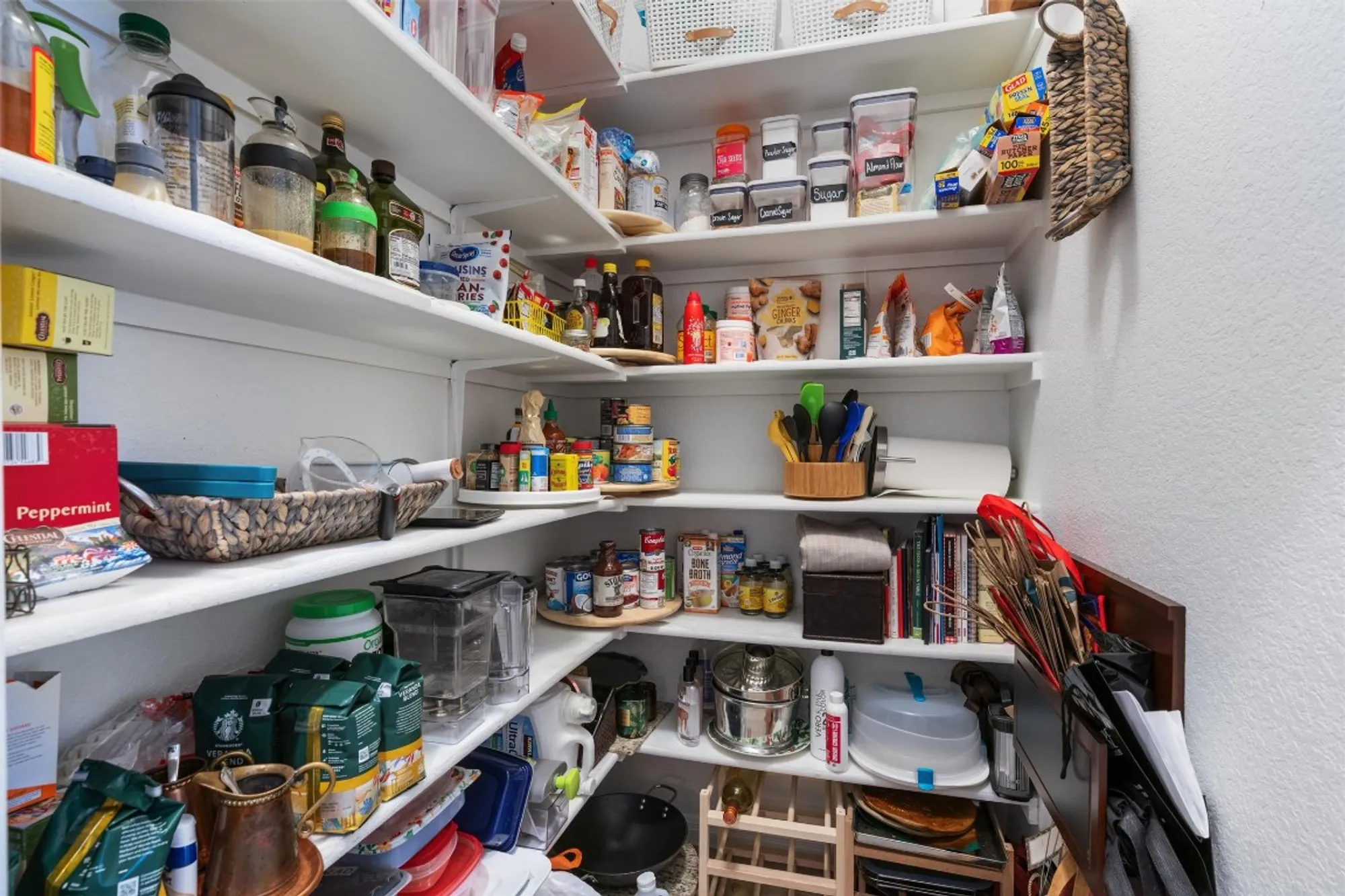 Property Slideshow image 13 of 34 | 113 longview ln, Georgetown, TX, 78633