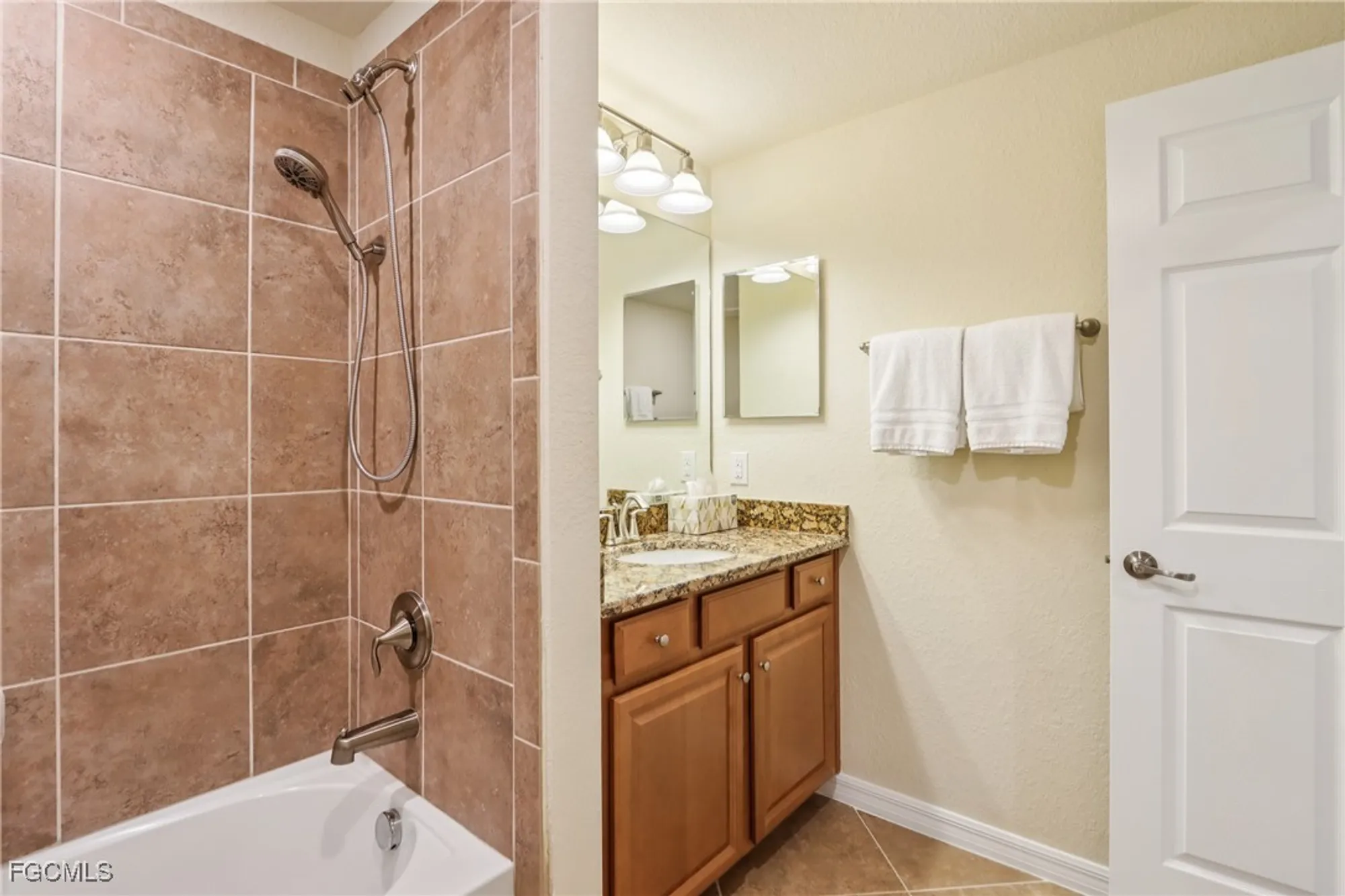 Property Slideshow image 18 of 42 | 28000 cookstown ct unit 3204, Bonita Springs, FL, 34135