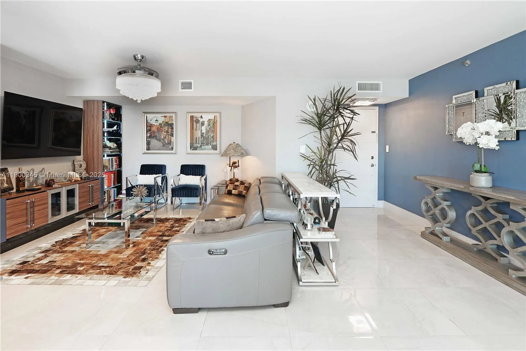 Property Slideshow image 4 of 48 | 1201 s ocean dr apt 2505n, Hollywood, FL, 33019