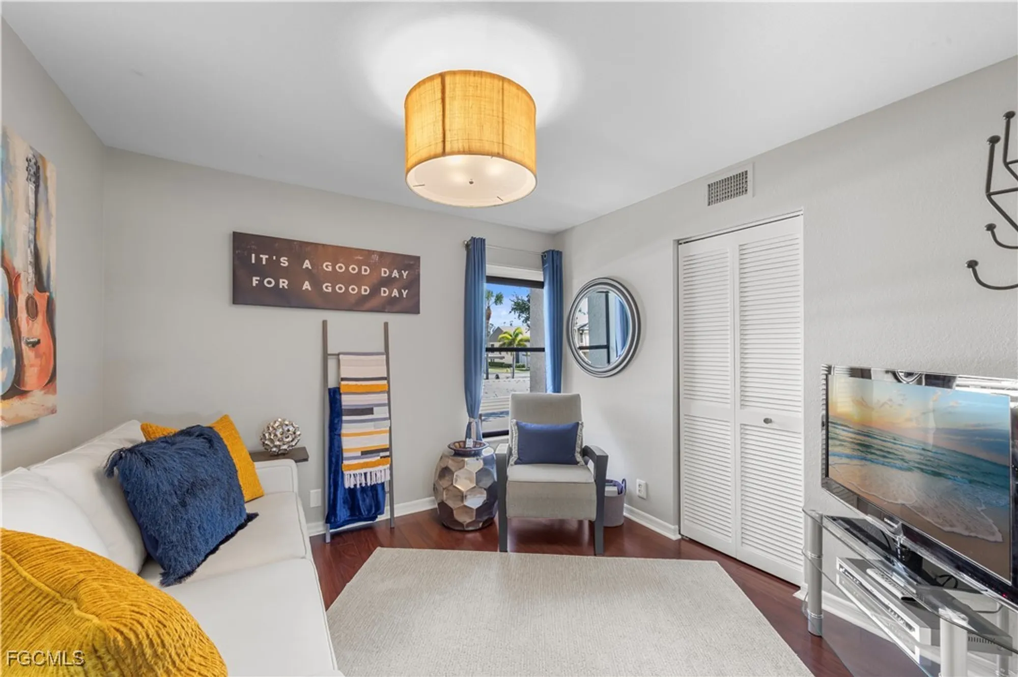 Property Slideshow image 18 of 44 | 5865 trailwinds dr 623, Fort Myers, FL, 33907