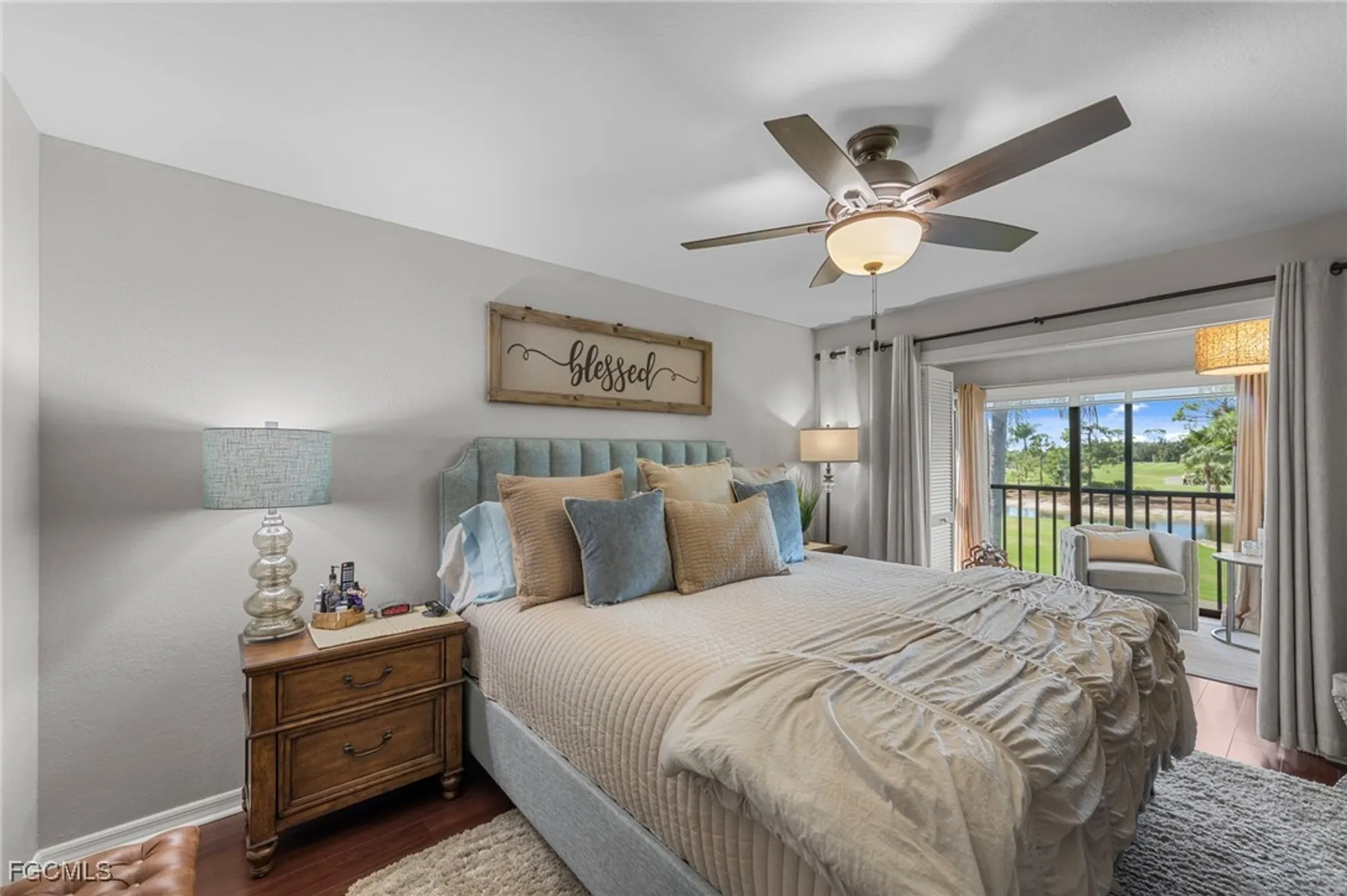 Property Slideshow image 19 of 44 | 5865 trailwinds dr 623, Fort Myers, FL, 33907