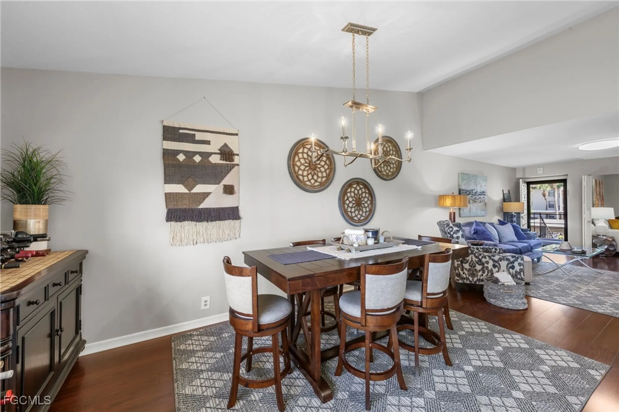 Property Slideshow image 10 of 44 | 5865 trailwinds dr 623, Fort Myers, FL, 33907