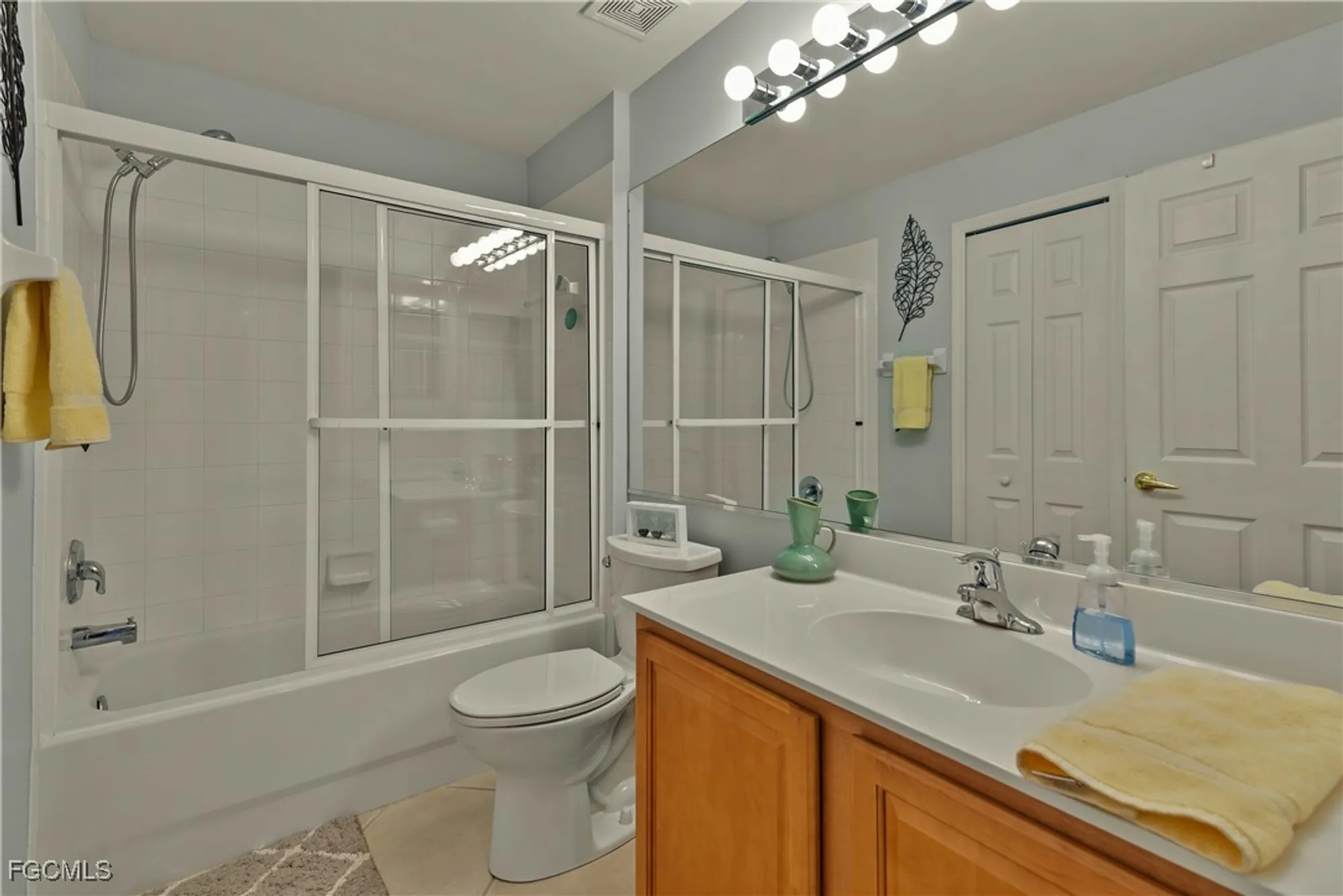 Property Slideshow image 13 of 25 | 9667 hemingway ln apt 3109, Fort Myers, FL, 33913