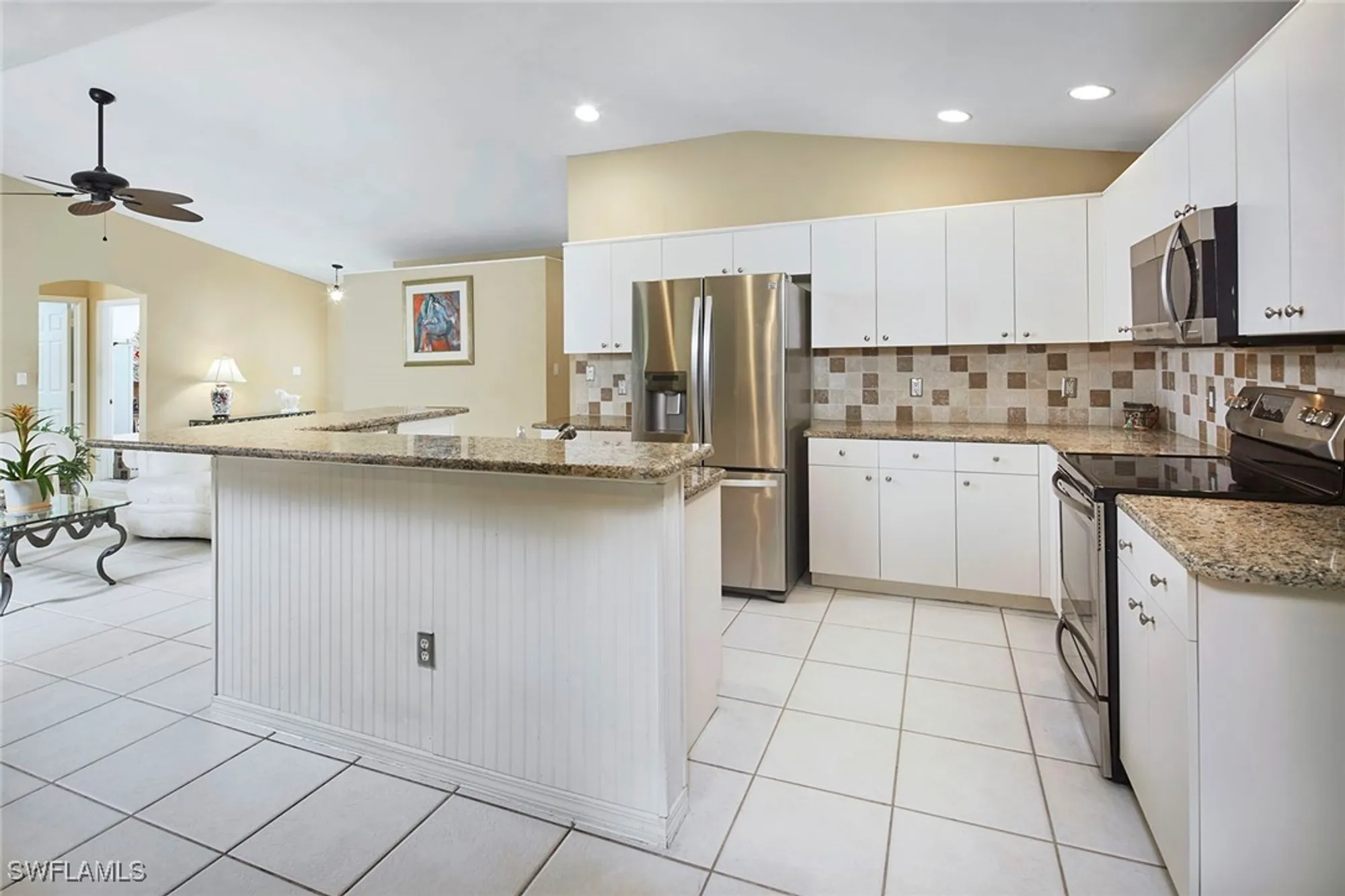 Property Slideshow image 5 of 22 | 214 marseille dr, Naples, FL, 34112