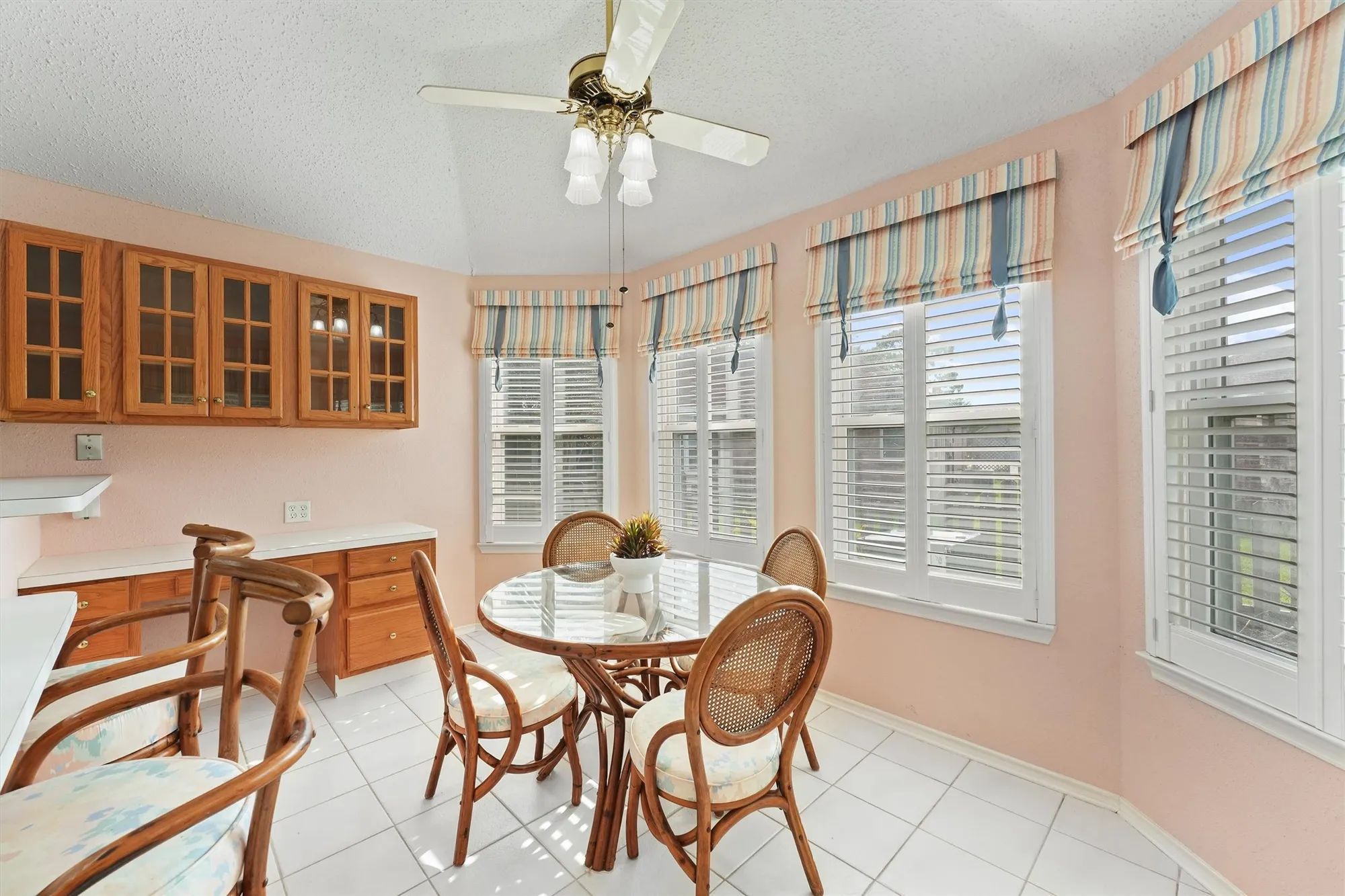 Property Slideshow image 17 of 31 | 706 rosefield ct, Pearland, TX, 77584