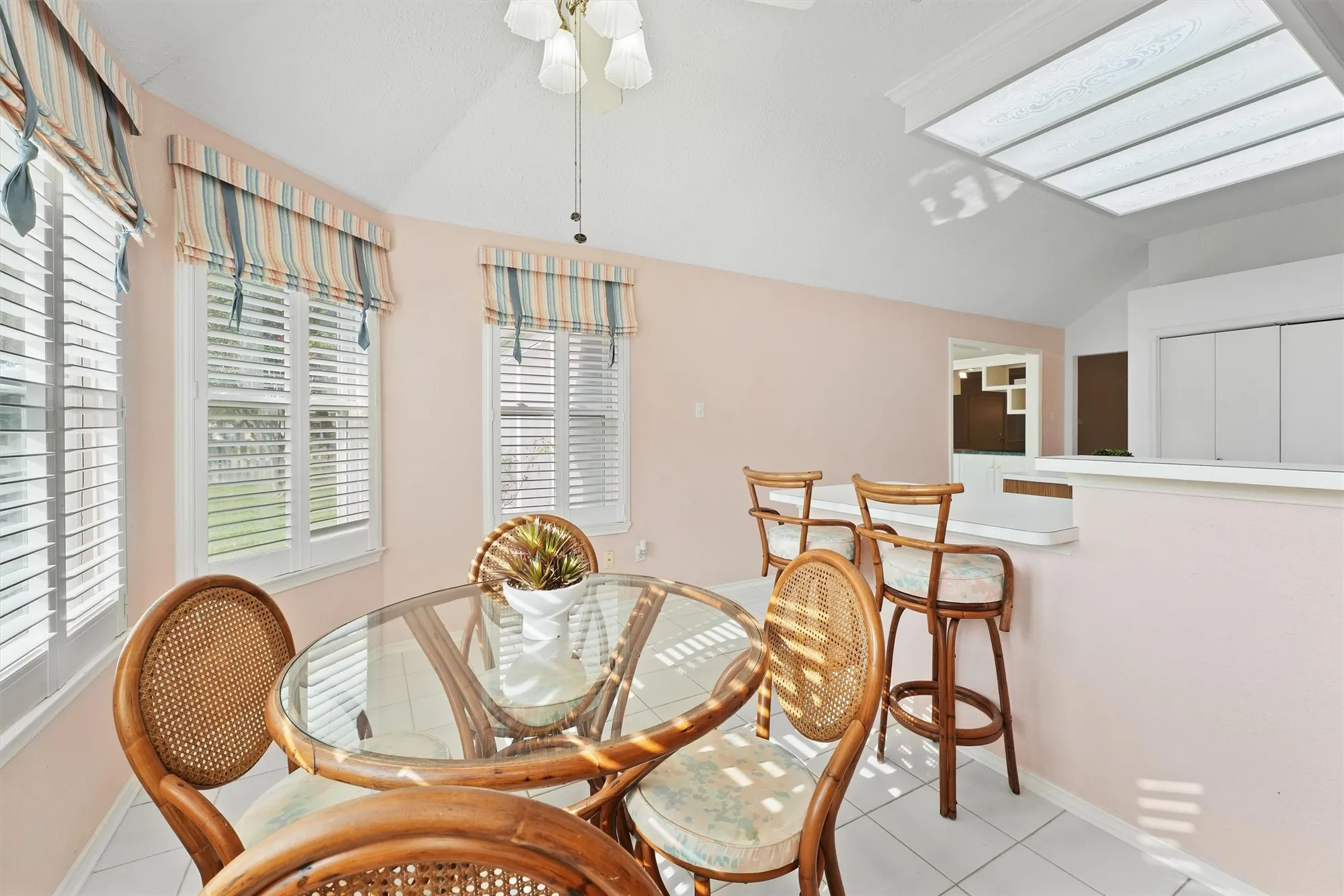 Property Slideshow image 18 of 31 | 706 rosefield ct, Pearland, TX, 77584