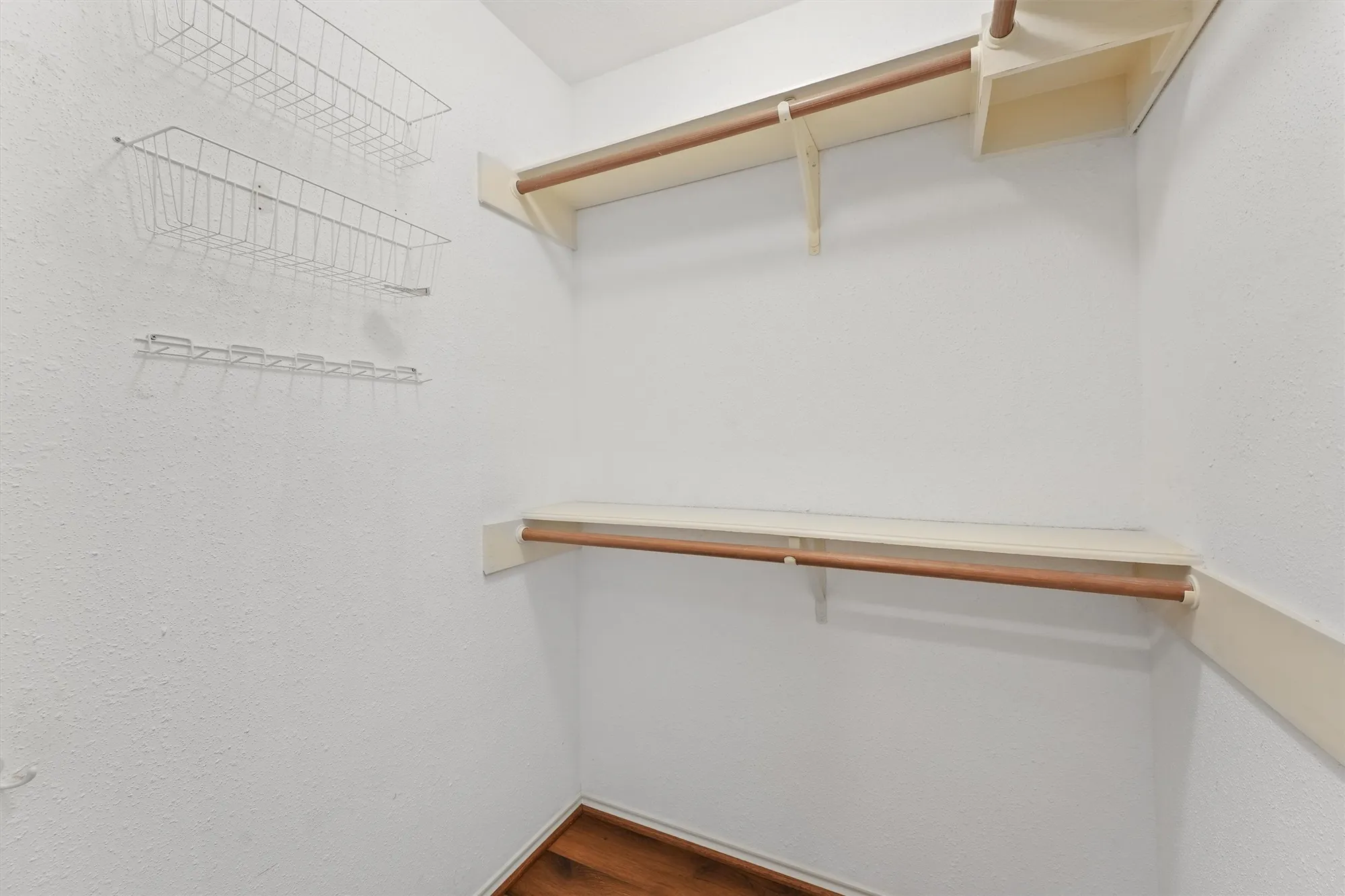 Property Slideshow image 22 of 31 | 706 rosefield ct, Pearland, TX, 77584