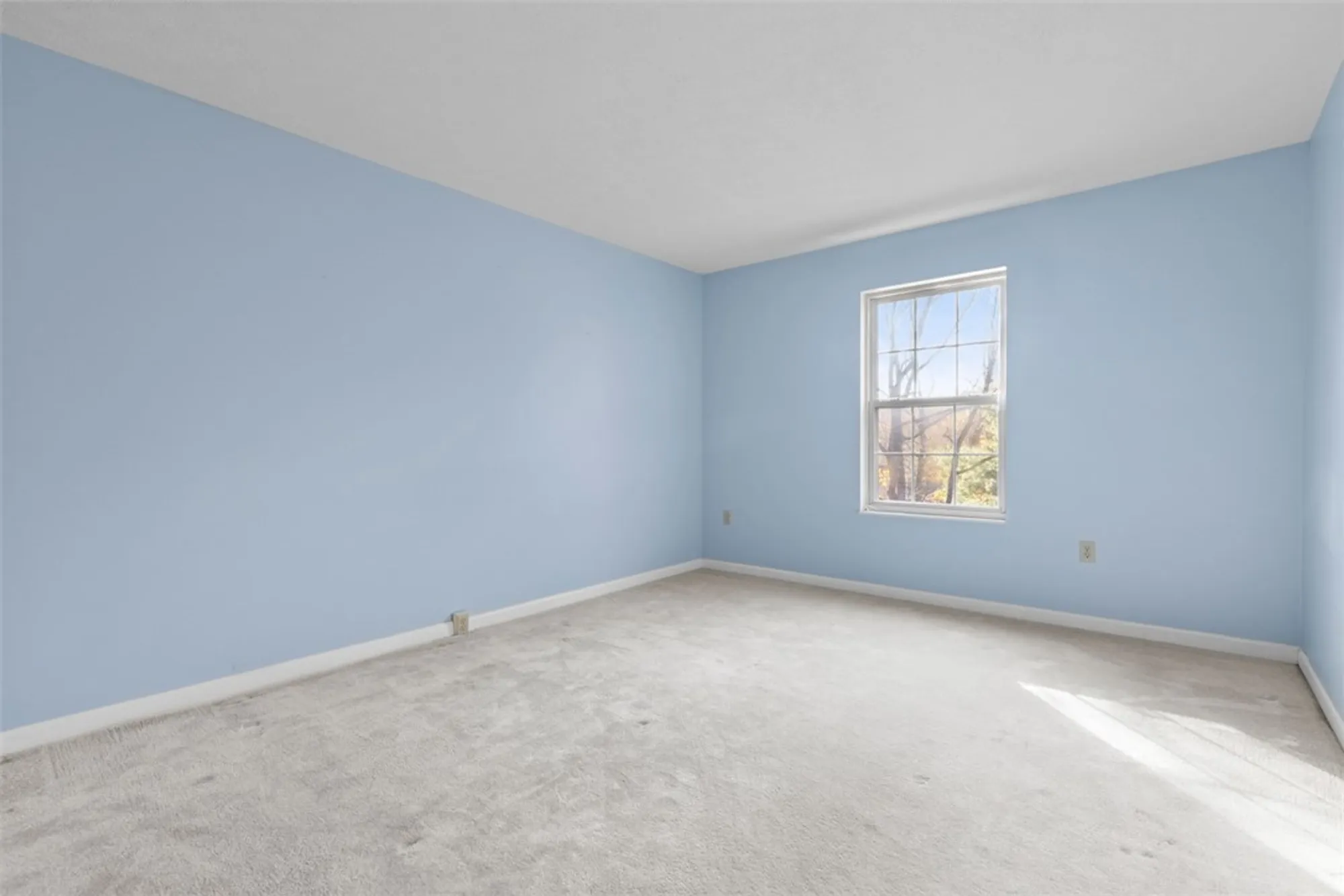 Property Slideshow image 26 of 34 | 210 huckleberry ct, Wexford, PA, 15090