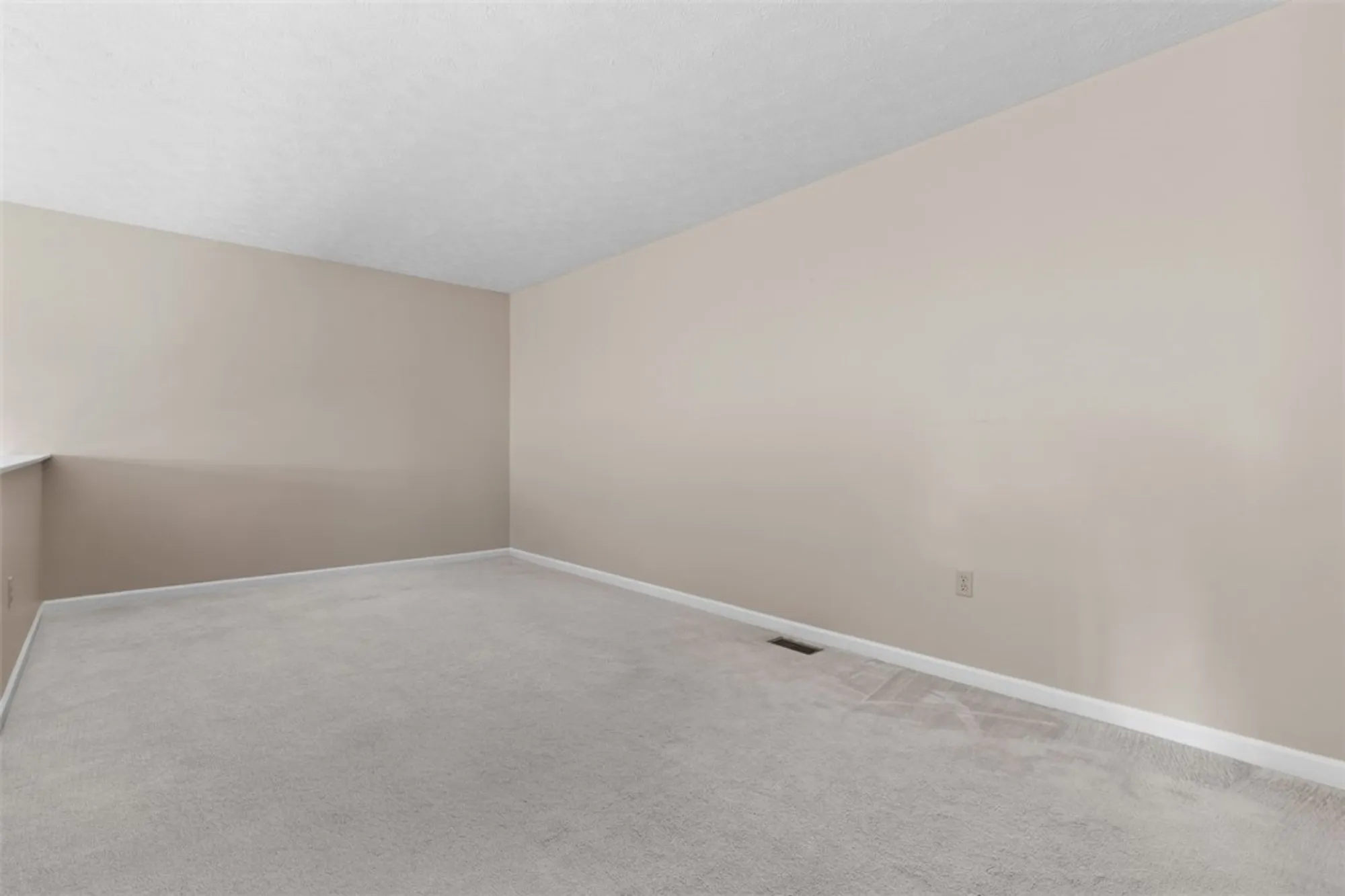 Property Slideshow image 29 of 34 | 210 huckleberry ct, Wexford, PA, 15090