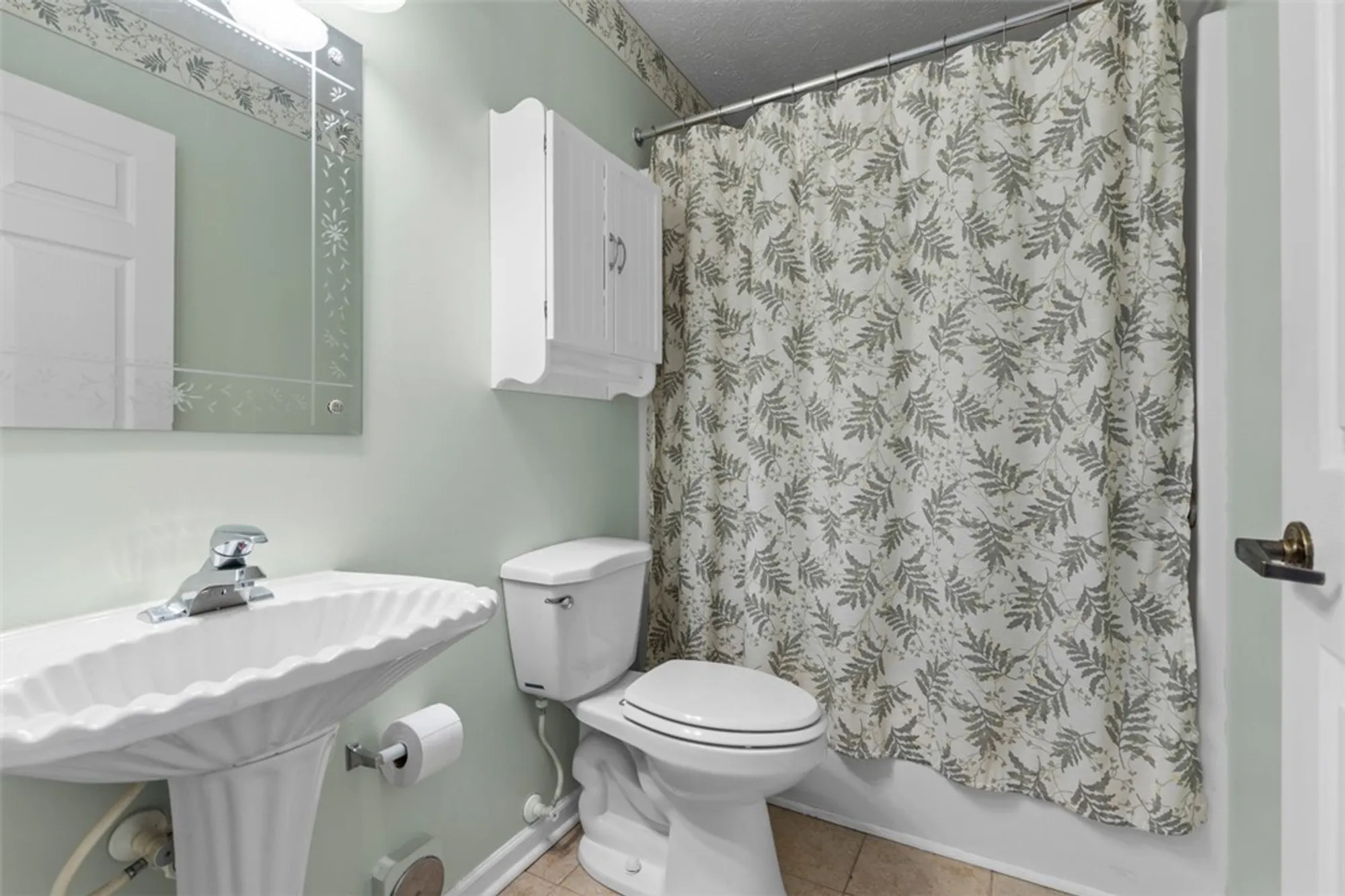 Property Slideshow image 5 of 34 | 210 huckleberry ct, Wexford, PA, 15090