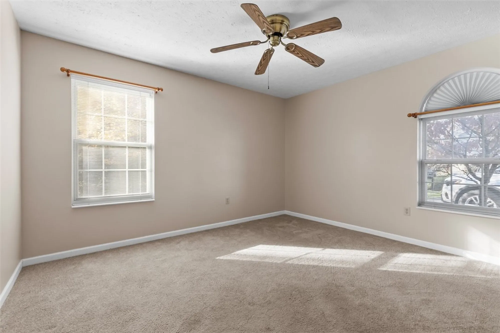 Property Slideshow image 6 of 34 | 210 huckleberry ct, Wexford, PA, 15090