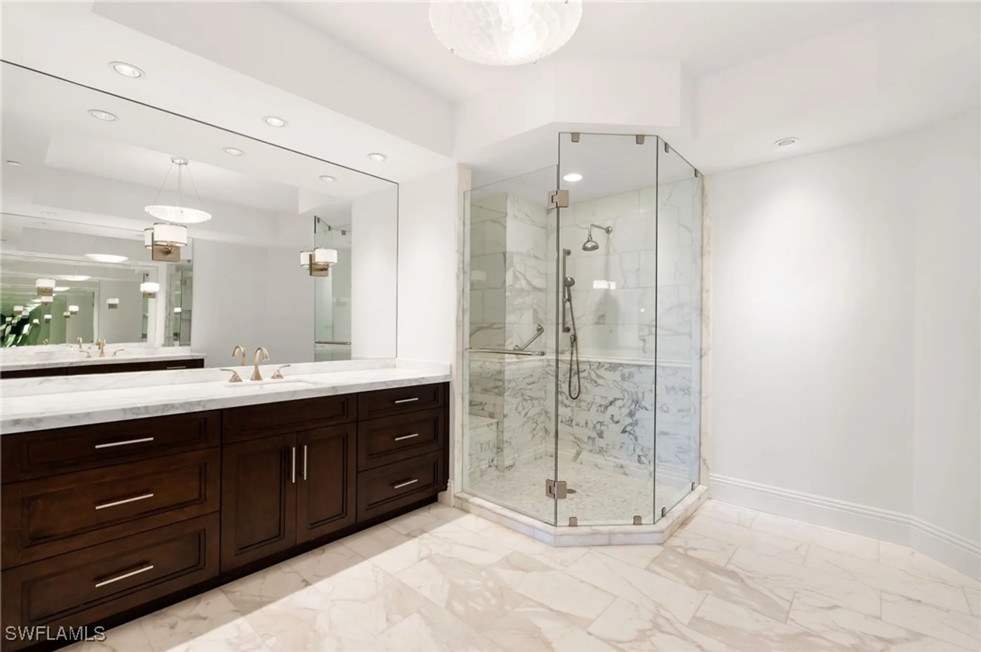 Property Slideshow image 12 of 15 | 8787 bay colony dr 2004/2005, Naples, FL, 34108