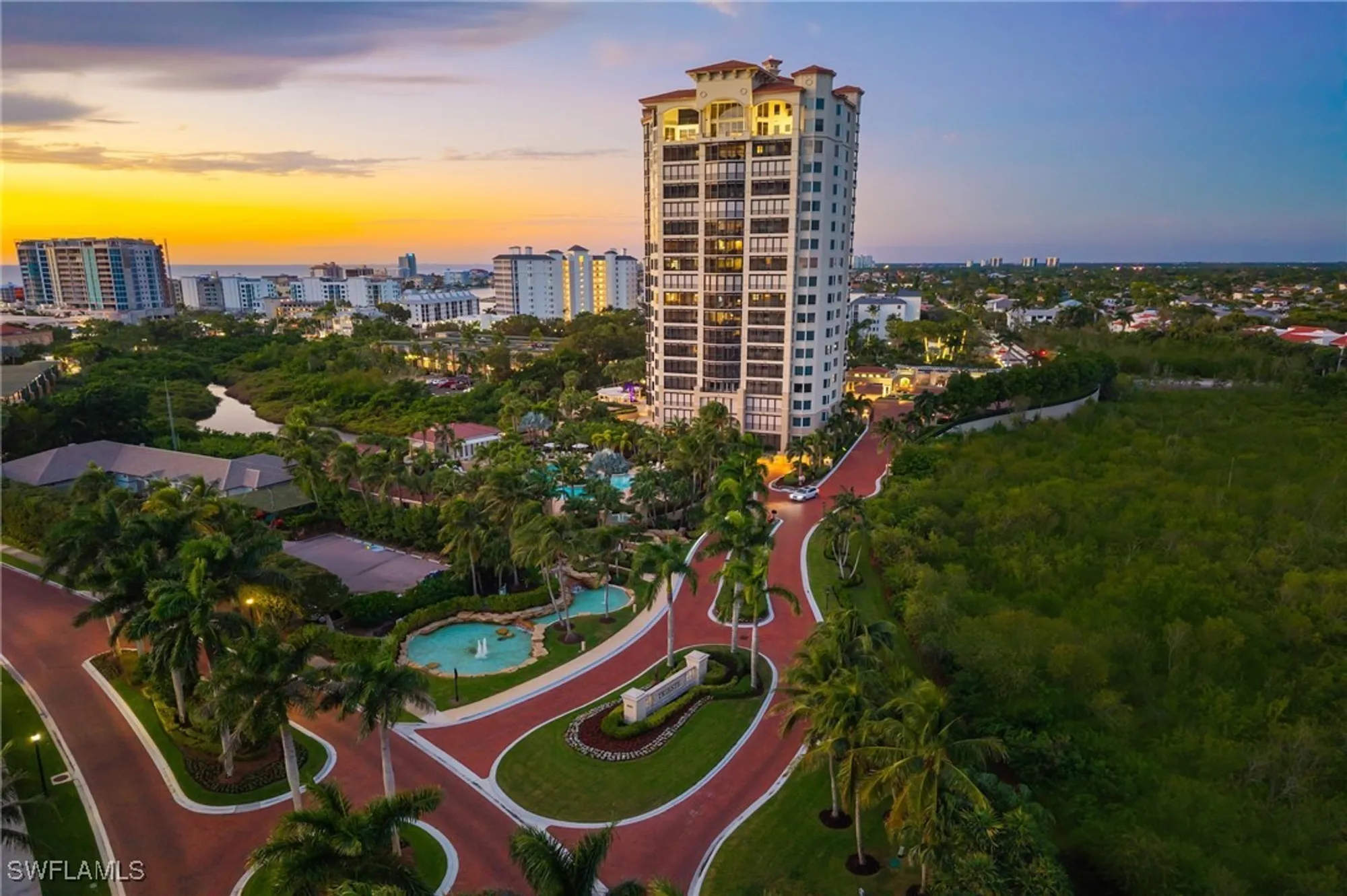 Property Slideshow image 13 of 15 | 8787 bay colony dr 2004/2005, Naples, FL, 34108