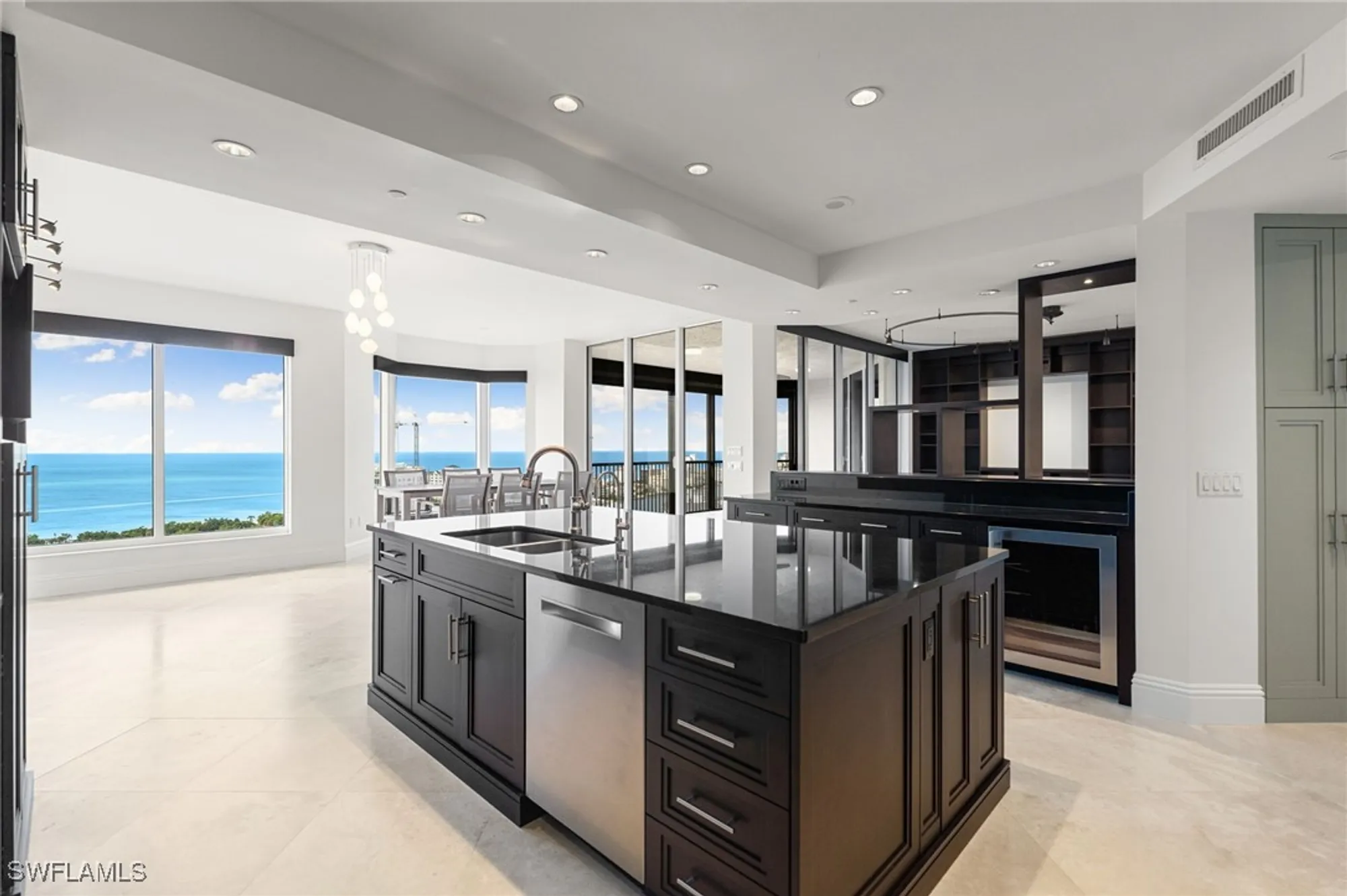 Property Slideshow image 5 of 15 | 8787 bay colony dr 2004/2005, Naples, FL, 34108