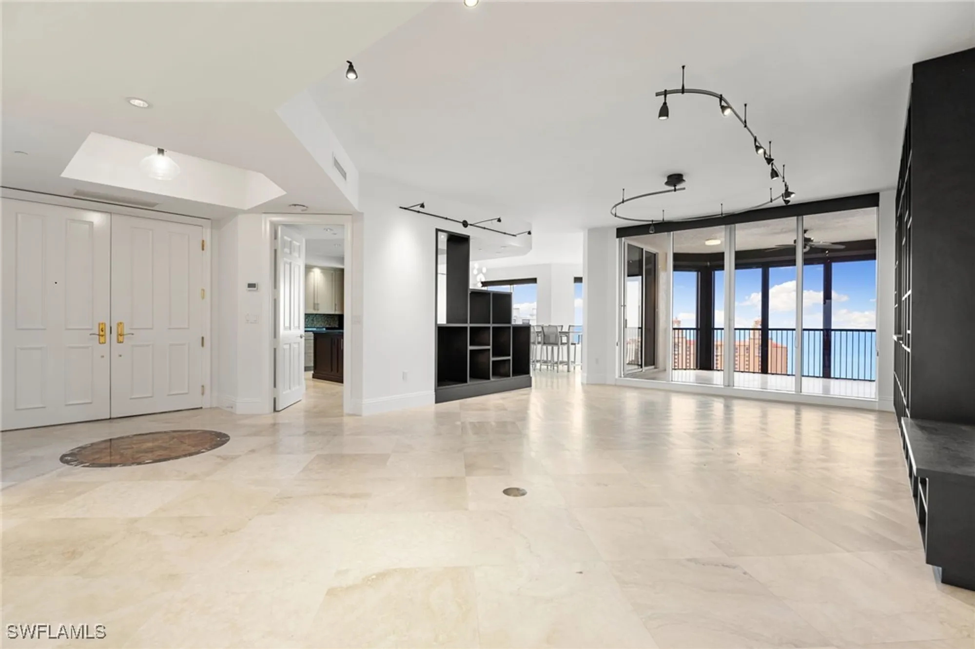 Property Slideshow image 6 of 15 | 8787 bay colony dr 2004/2005, Naples, FL, 34108