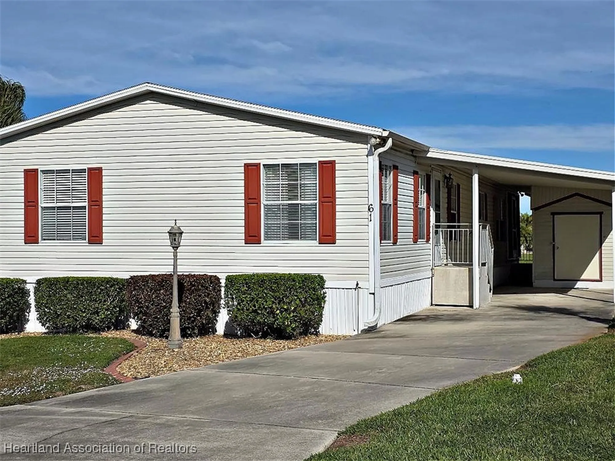 Property Slideshow image 1 of 27 | 61 pinecrest st, Lake Placid, FL, 33852