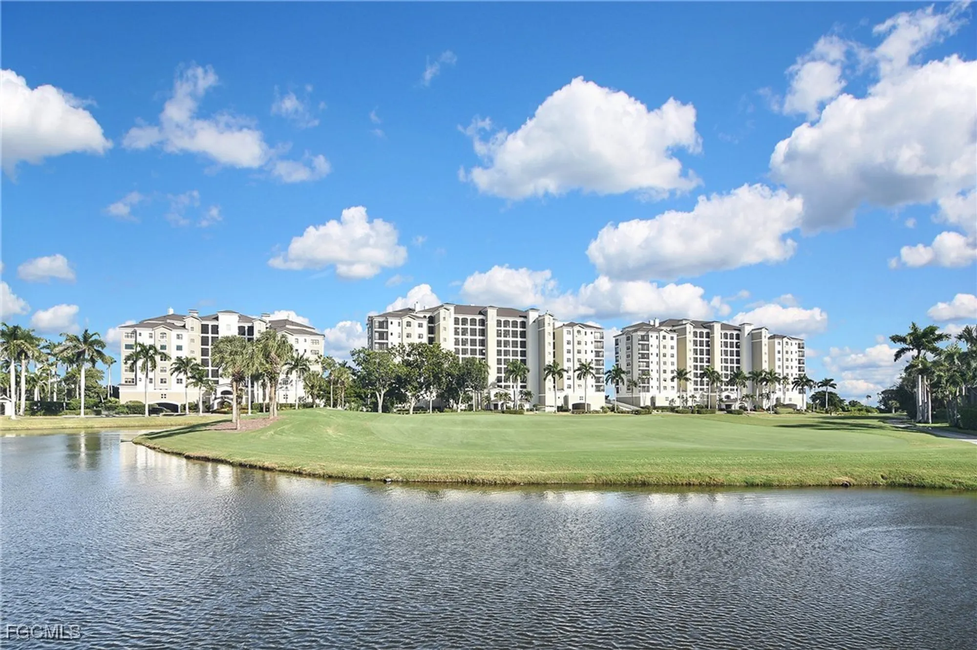 Property Slideshow image 2 of 48 | 11600 court of palms 606, Fort Myers, FL, 33908